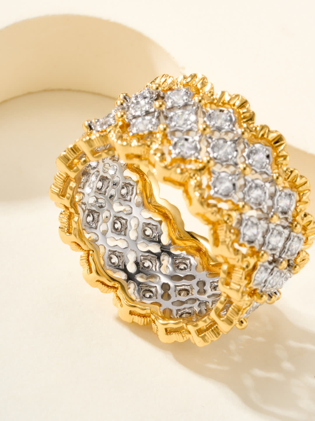 Buccellati Luxury Gold and Diamond Ring