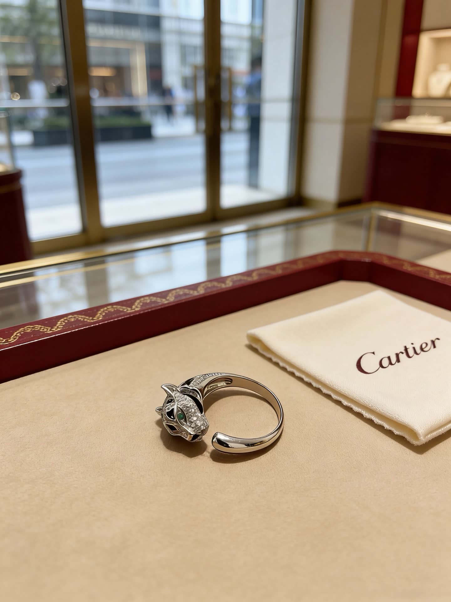 Cartier Panther Ring