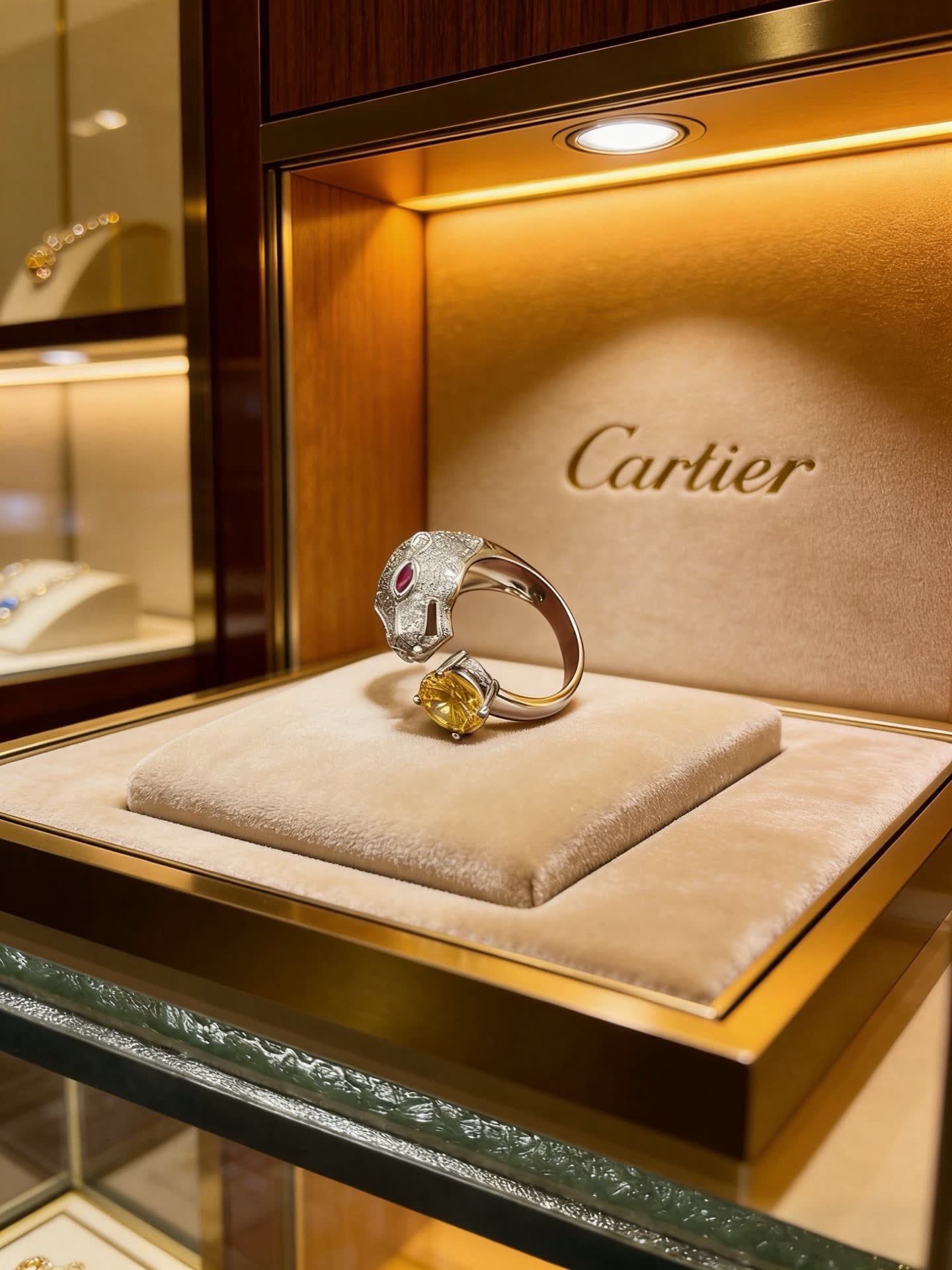 Cartier Panthere Ring