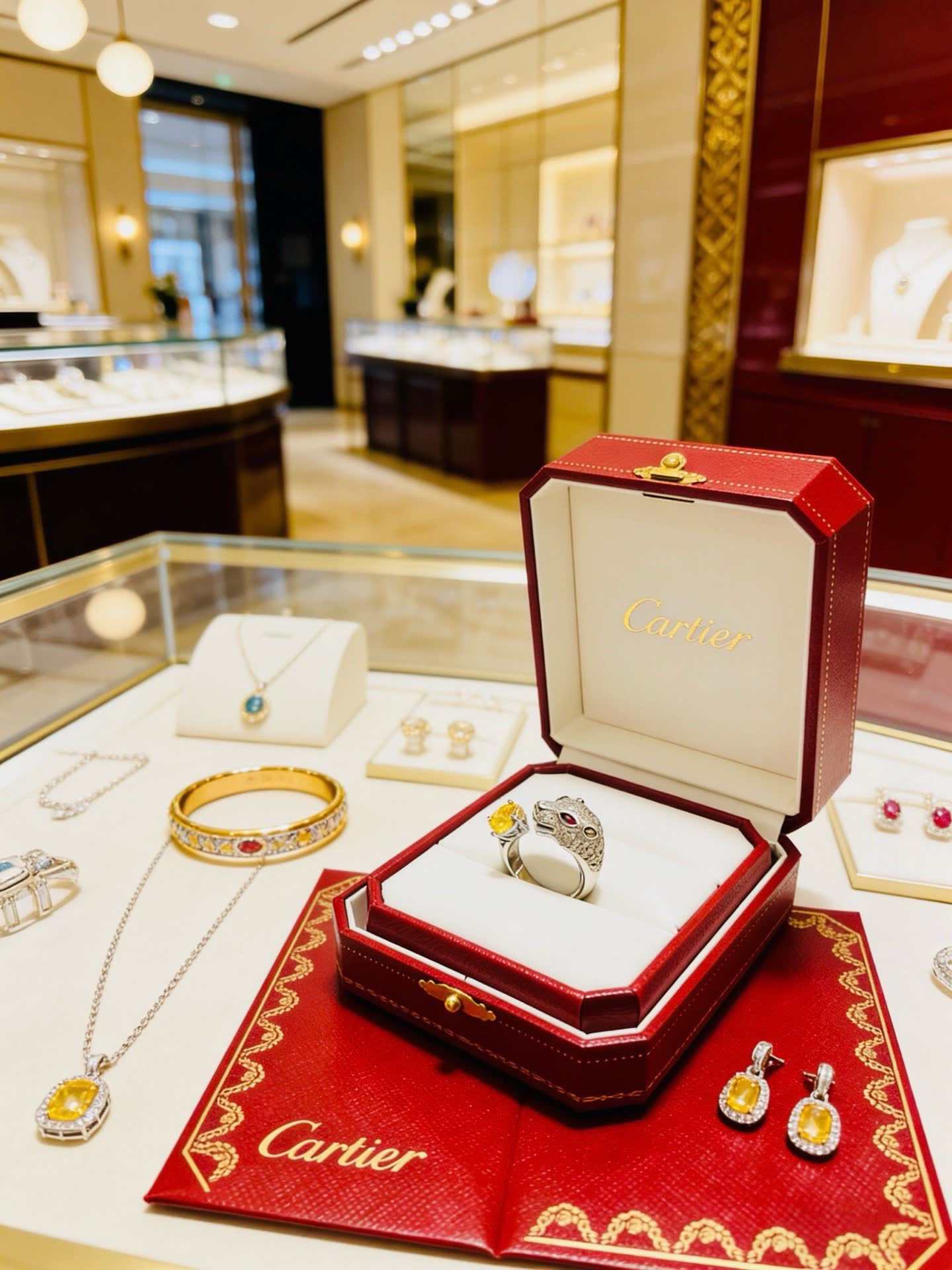 Cartier Panthere Ring