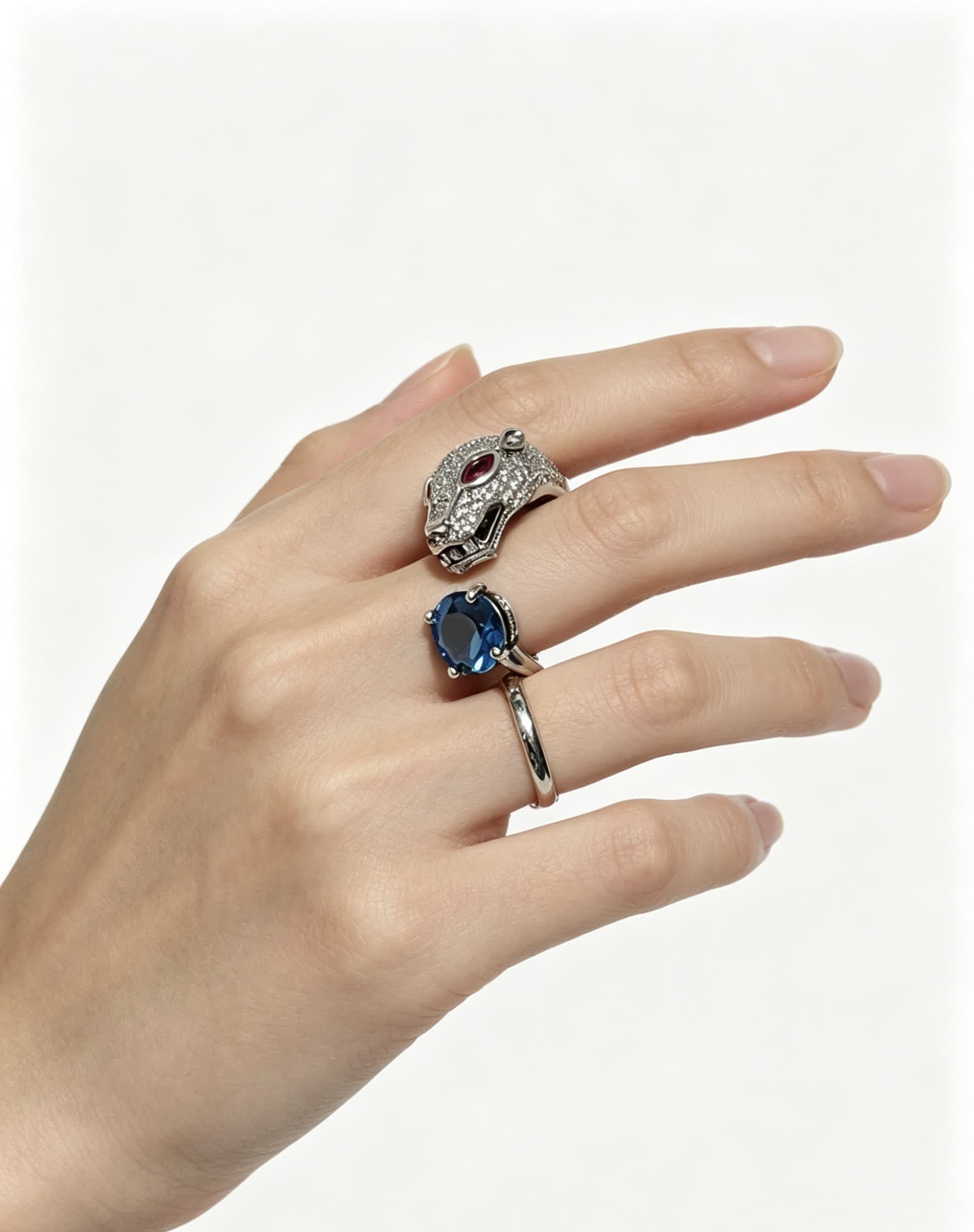 Cartier Luxury Animal Head Ring with Gemstones