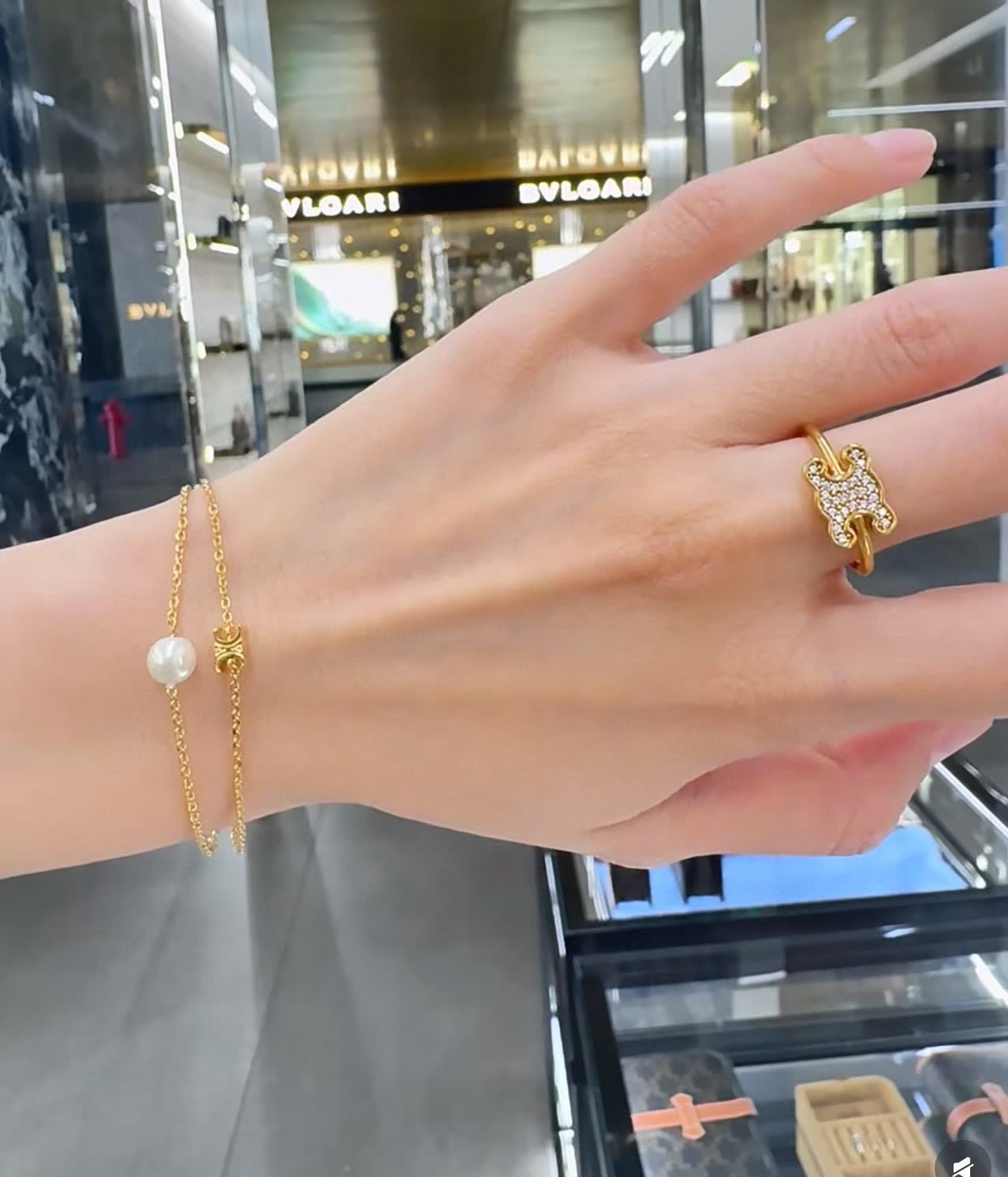 Bvlgari Gold Ring with Diamond Dog Design