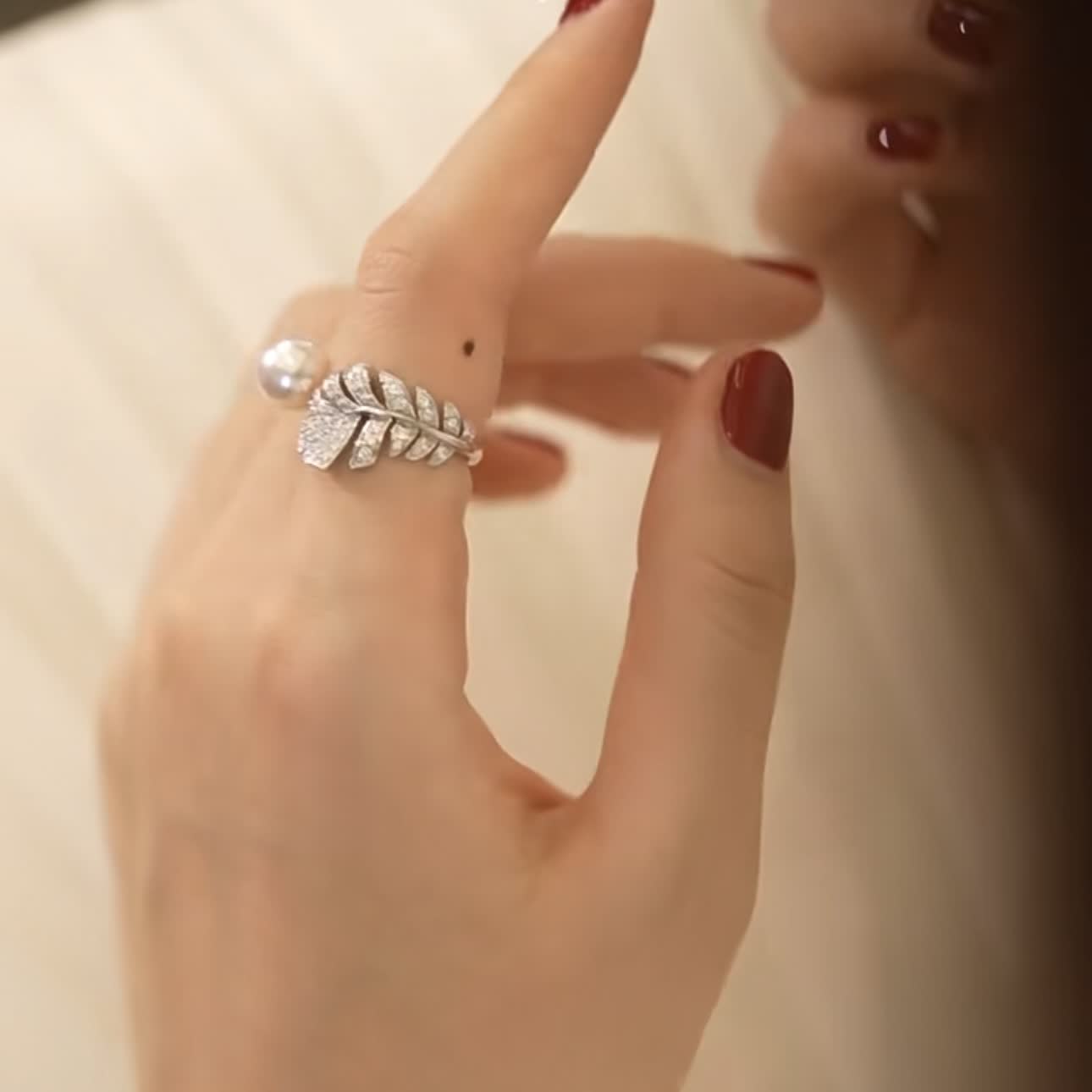 Chanel S925 Silver Leaf Pearl Ring