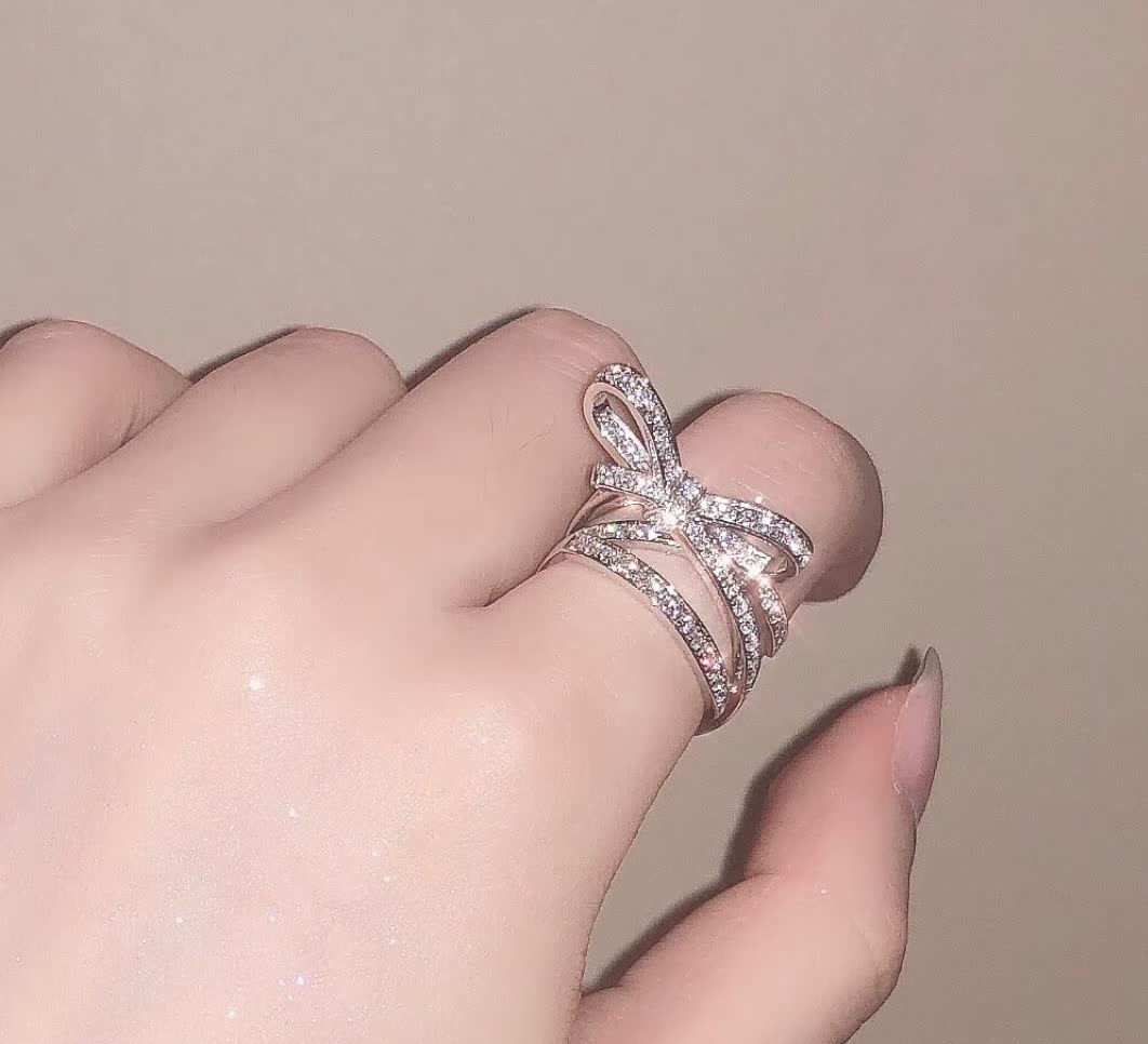 Chanel Silver Bow Ring with Diamonds