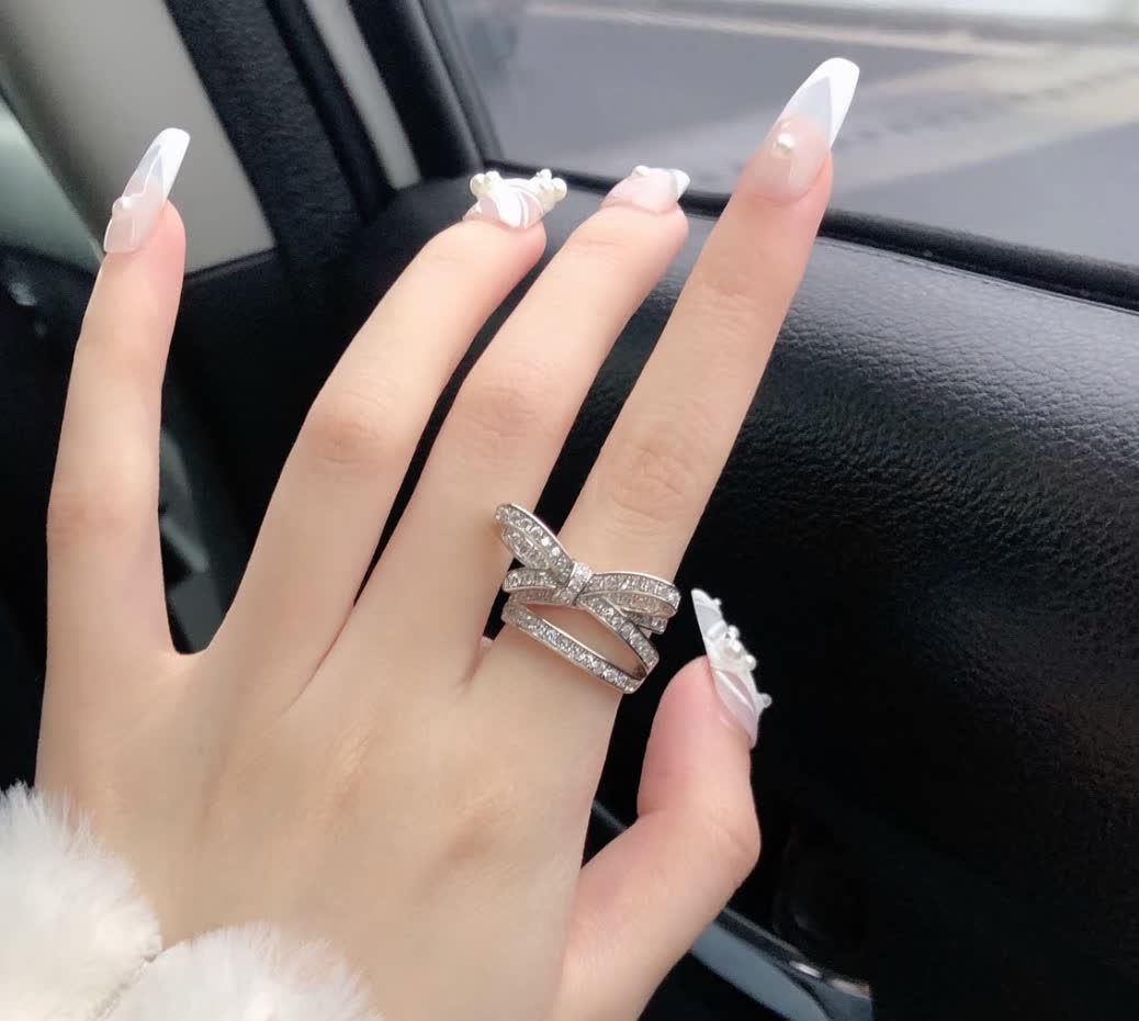 Chanel Silver Bow Ring with Diamonds
