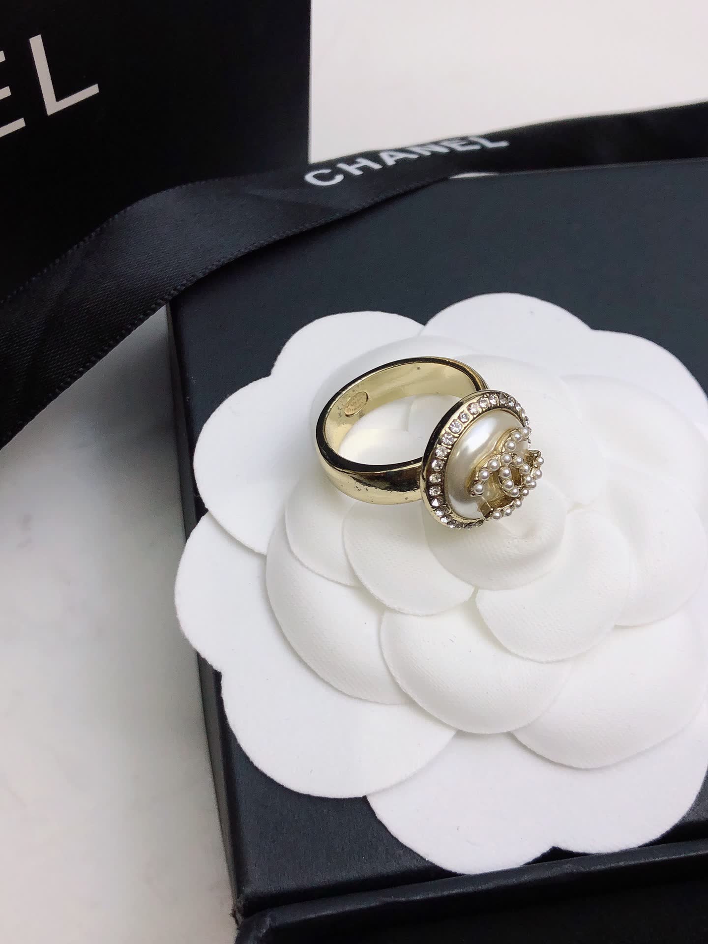Chanel CC Ring