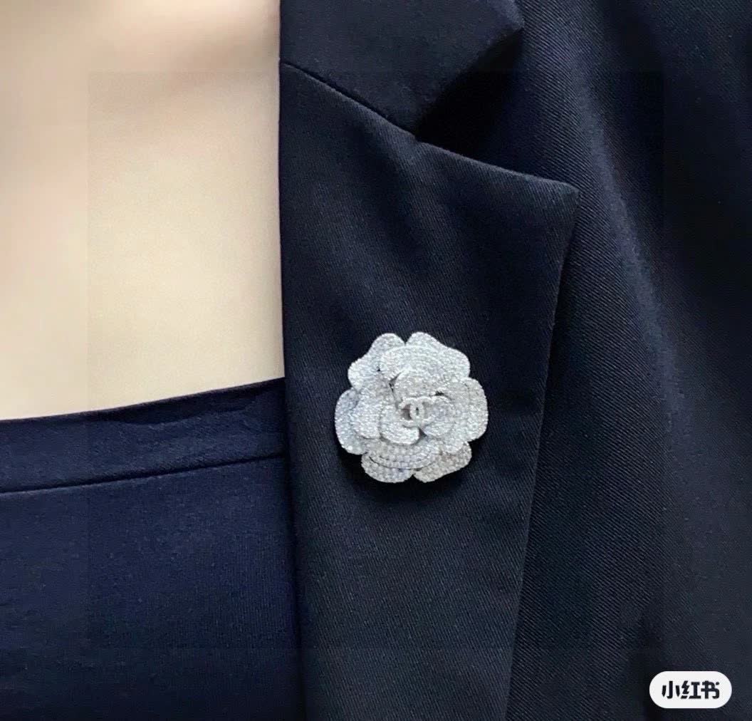Chanel Silver Camellia Ring