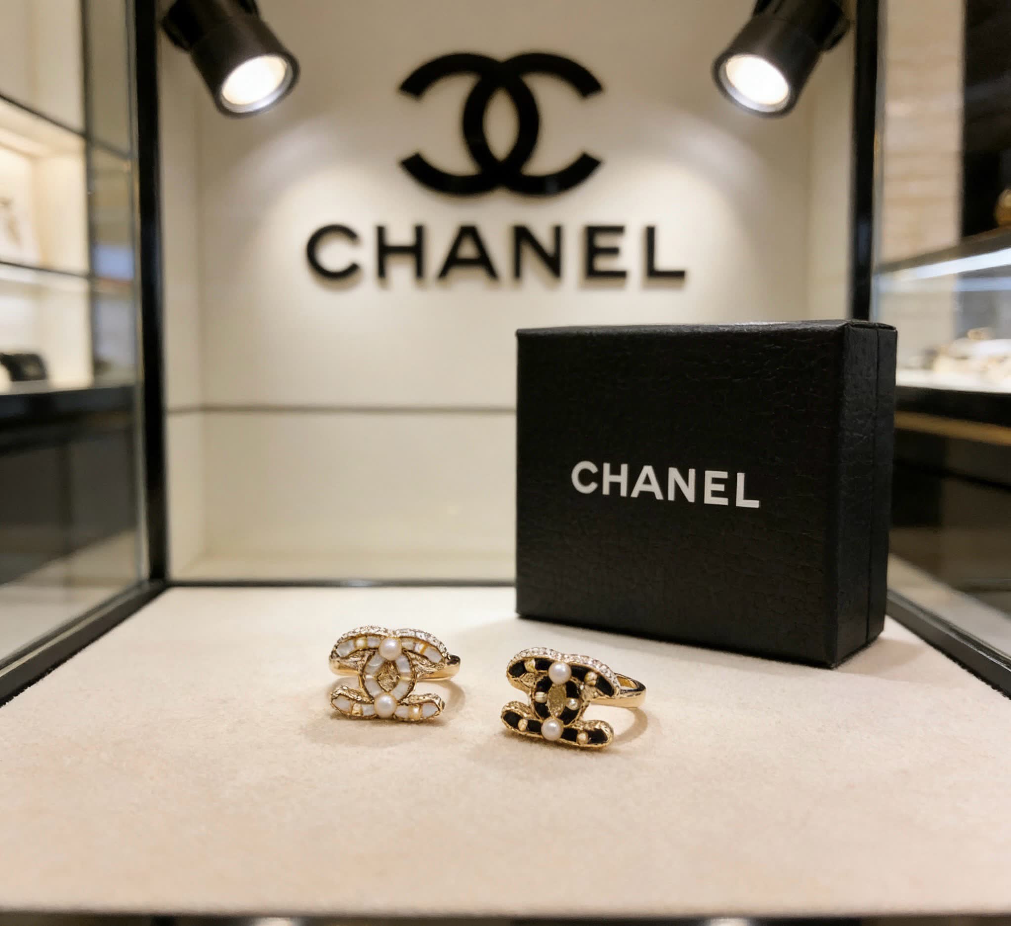 Chanel CC Logo Ring