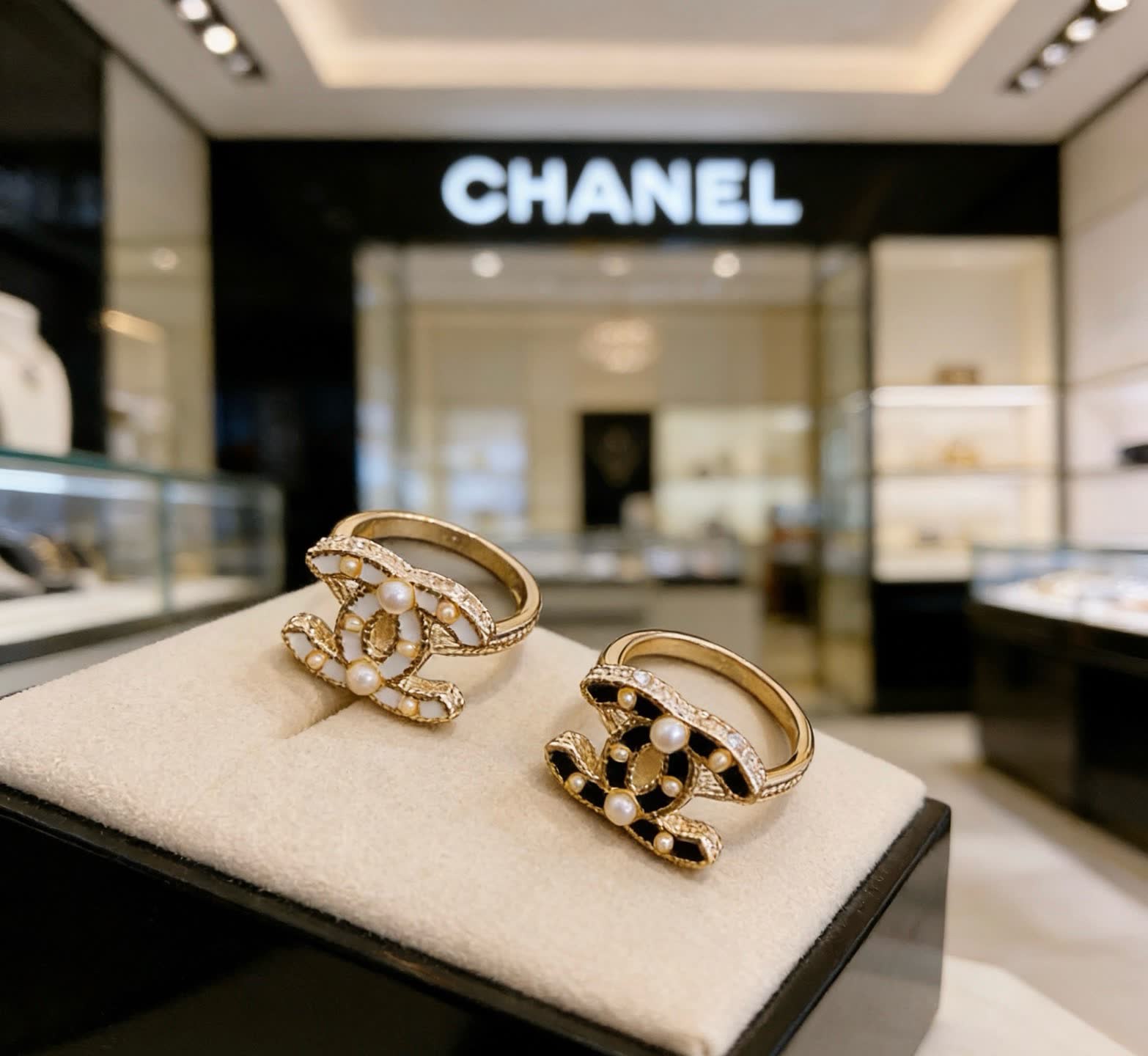 Chanel CC Logo Ring