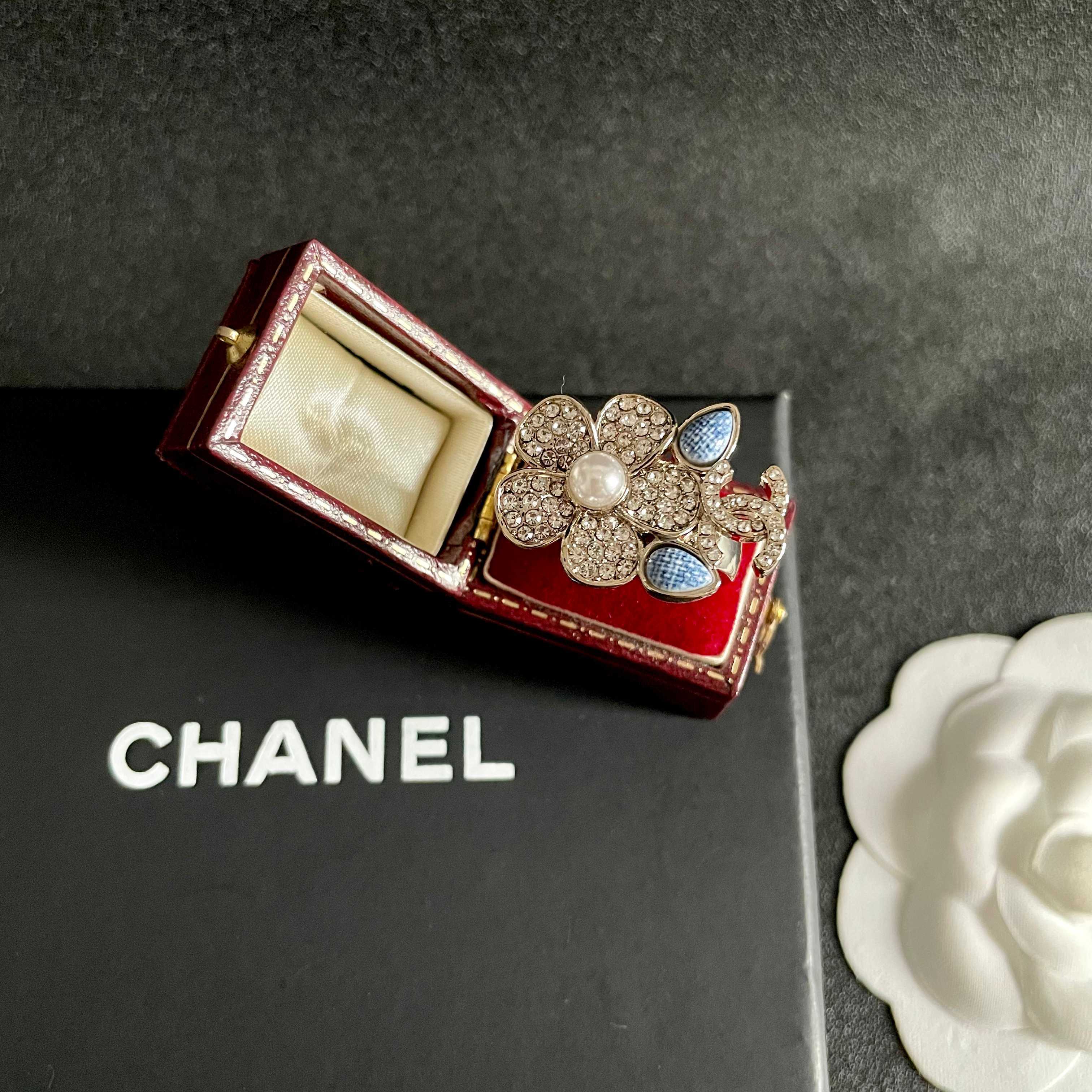 Chanel Flower Ring