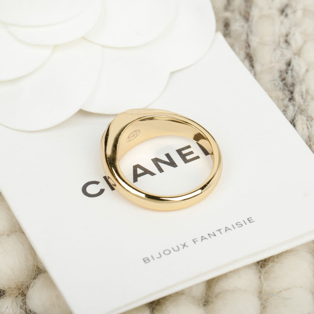 Chanel CC Ring