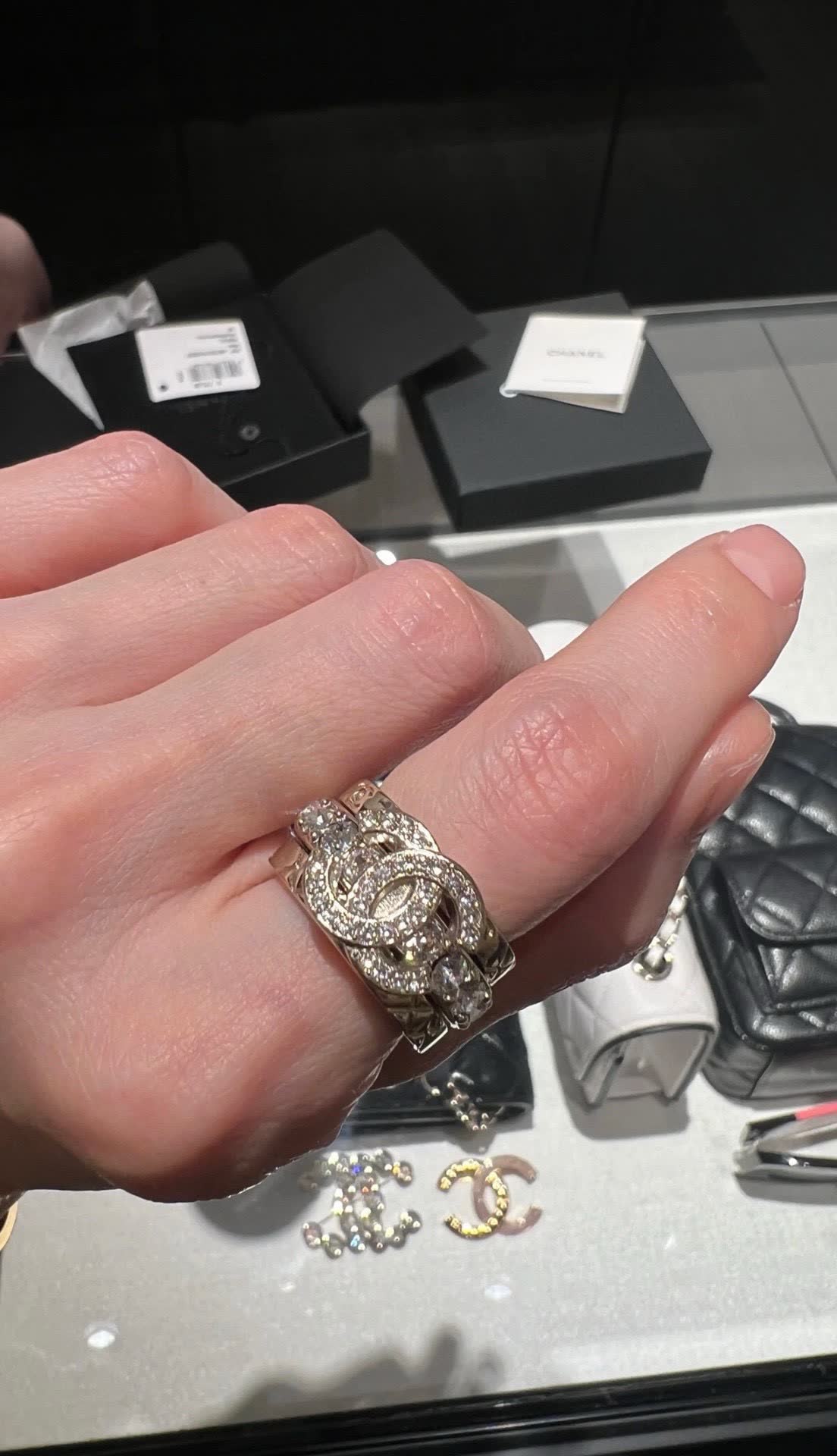 Chanel CC Logo Ring-XJ0393