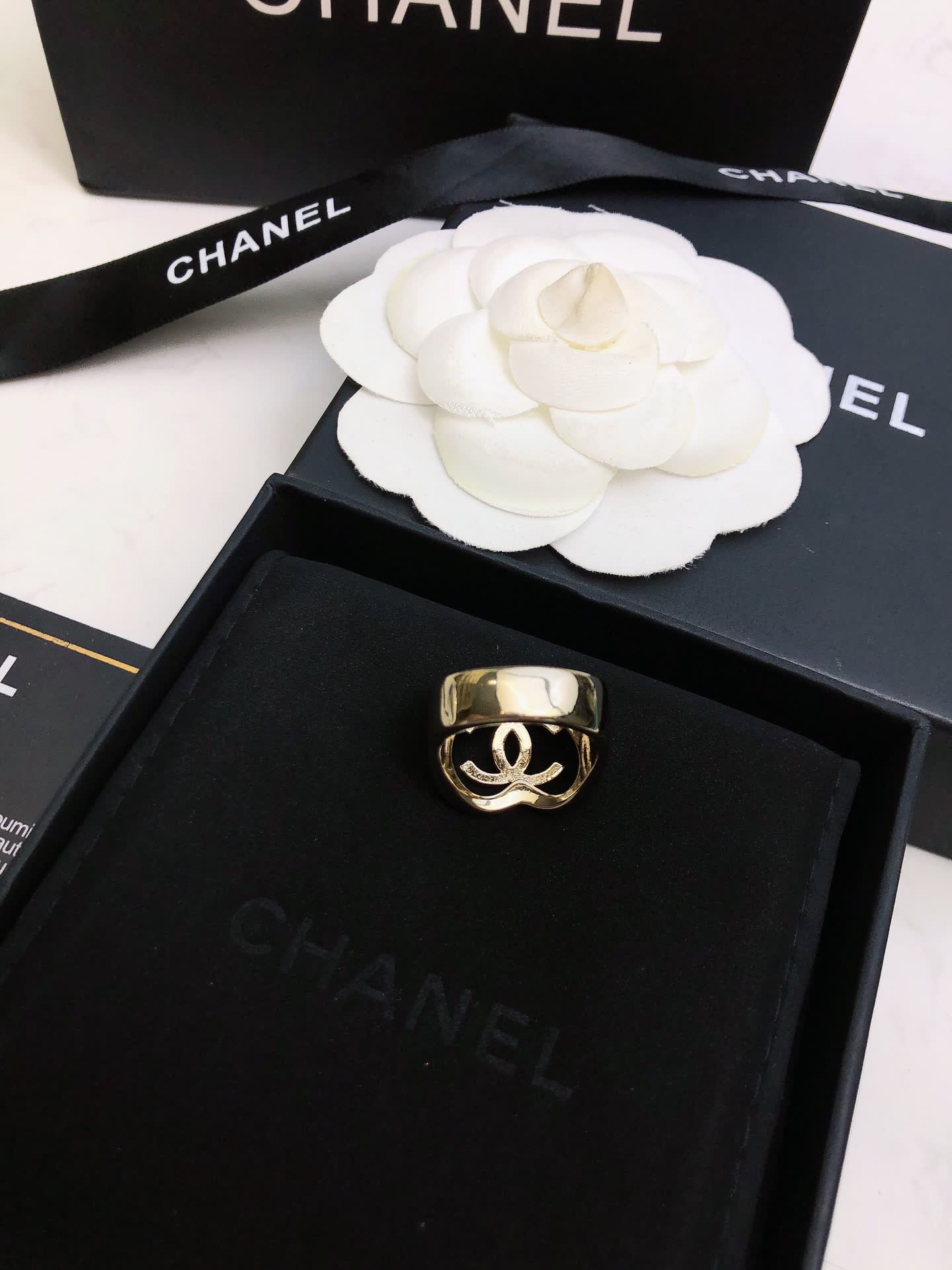 Chanel CC Heart Ring