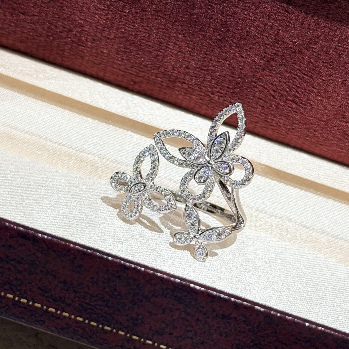 Graff Floral Diamond Ring