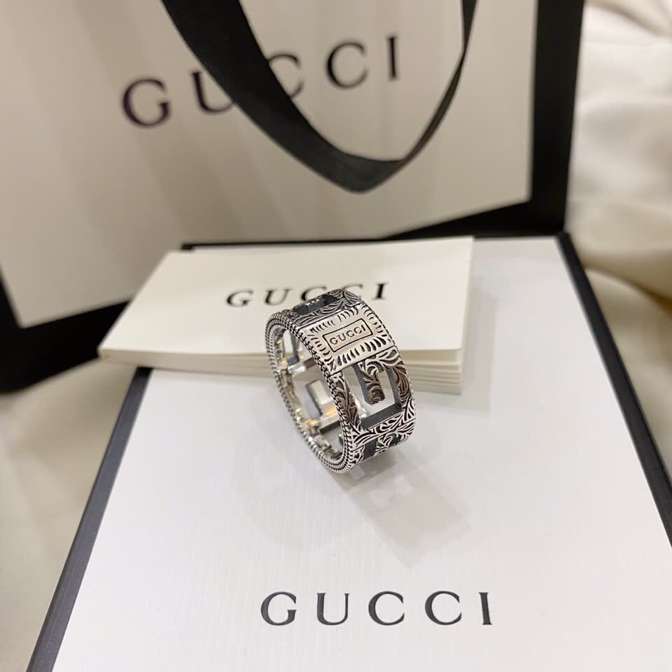 Gucci Silver Ring with Interlocking G Design