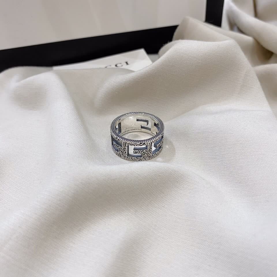 Gucci Silver Ring with Interlocking G Design