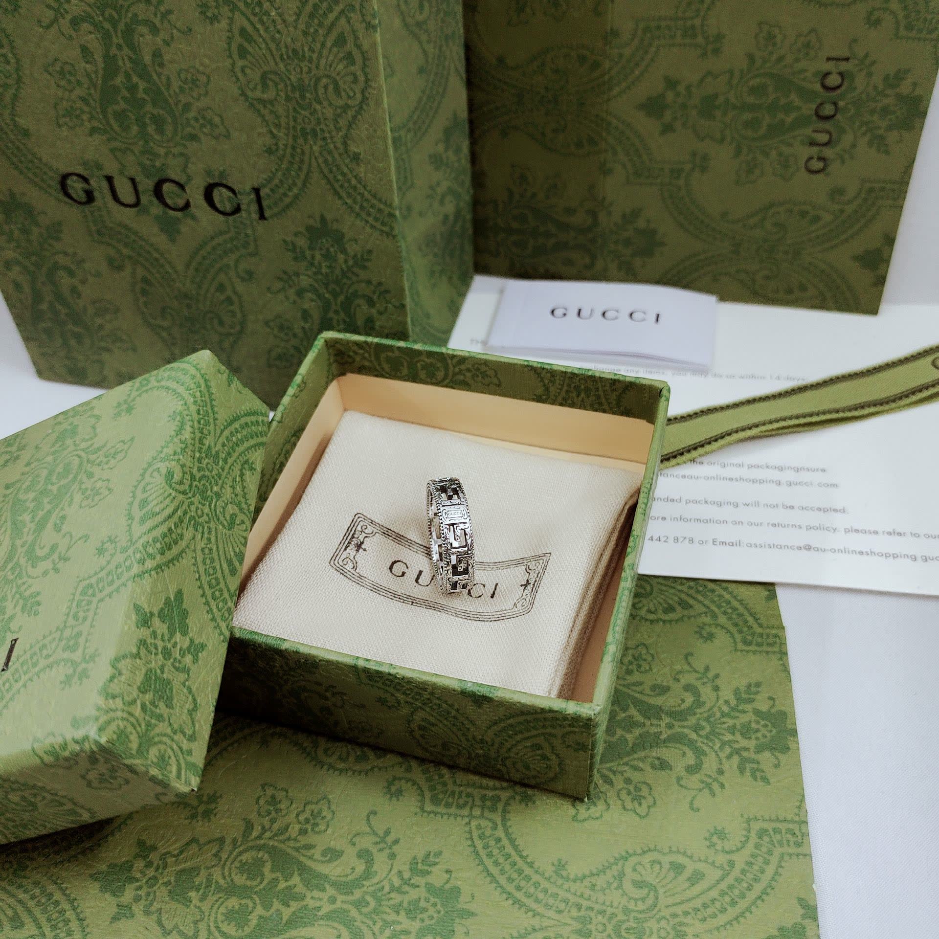 Gucci Silver Ring Set