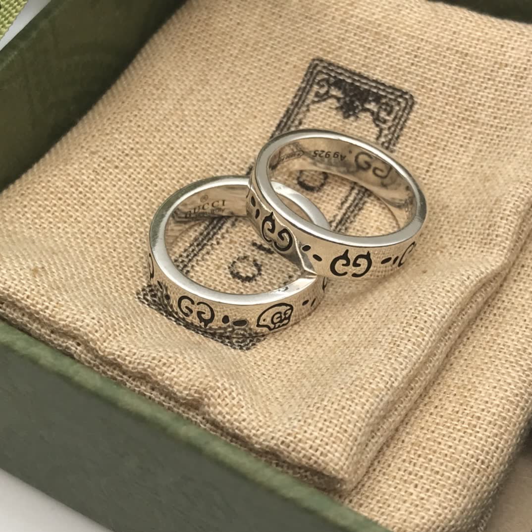 Gucci Silver Skull Ring