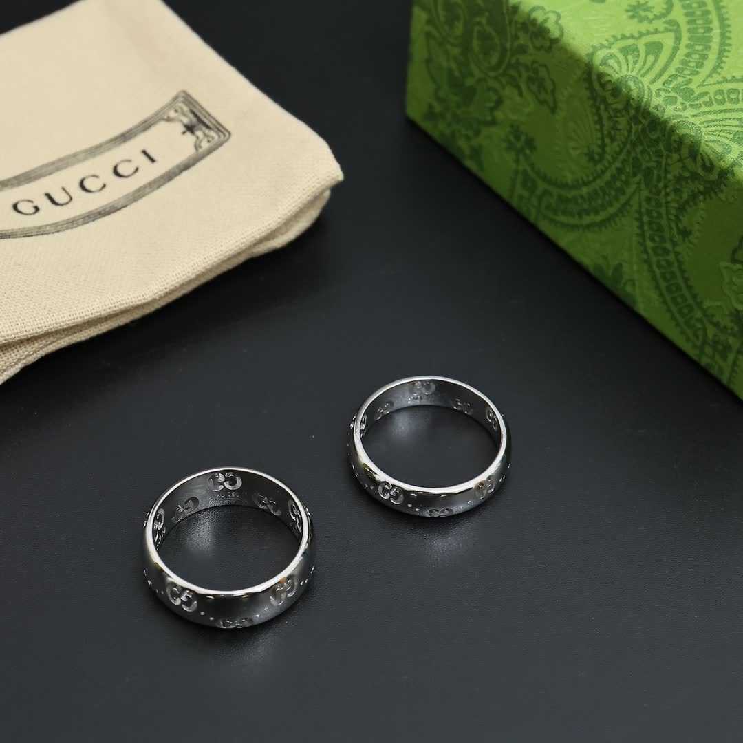 Gucci Interlocking G Ring Set