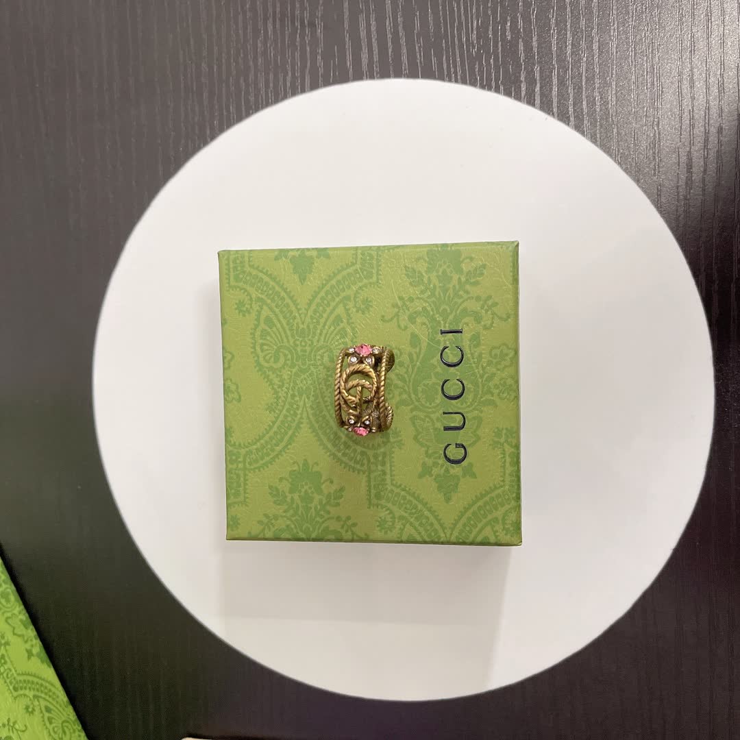 Gucci Ring