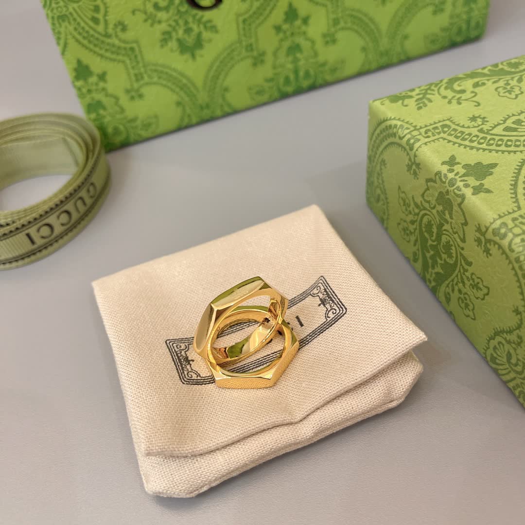 Gucci Gold Hexagon Ring