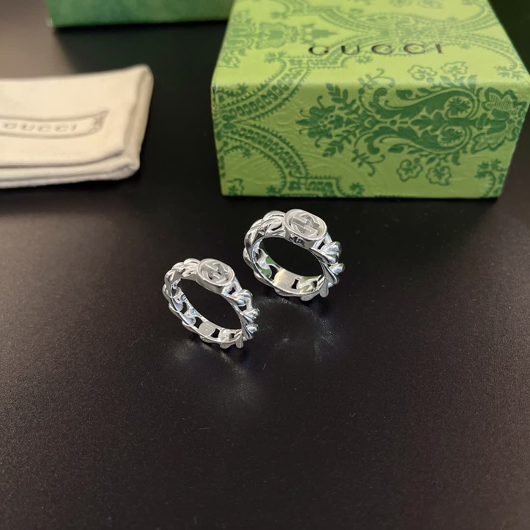 Gucci Interlocking G Ring
