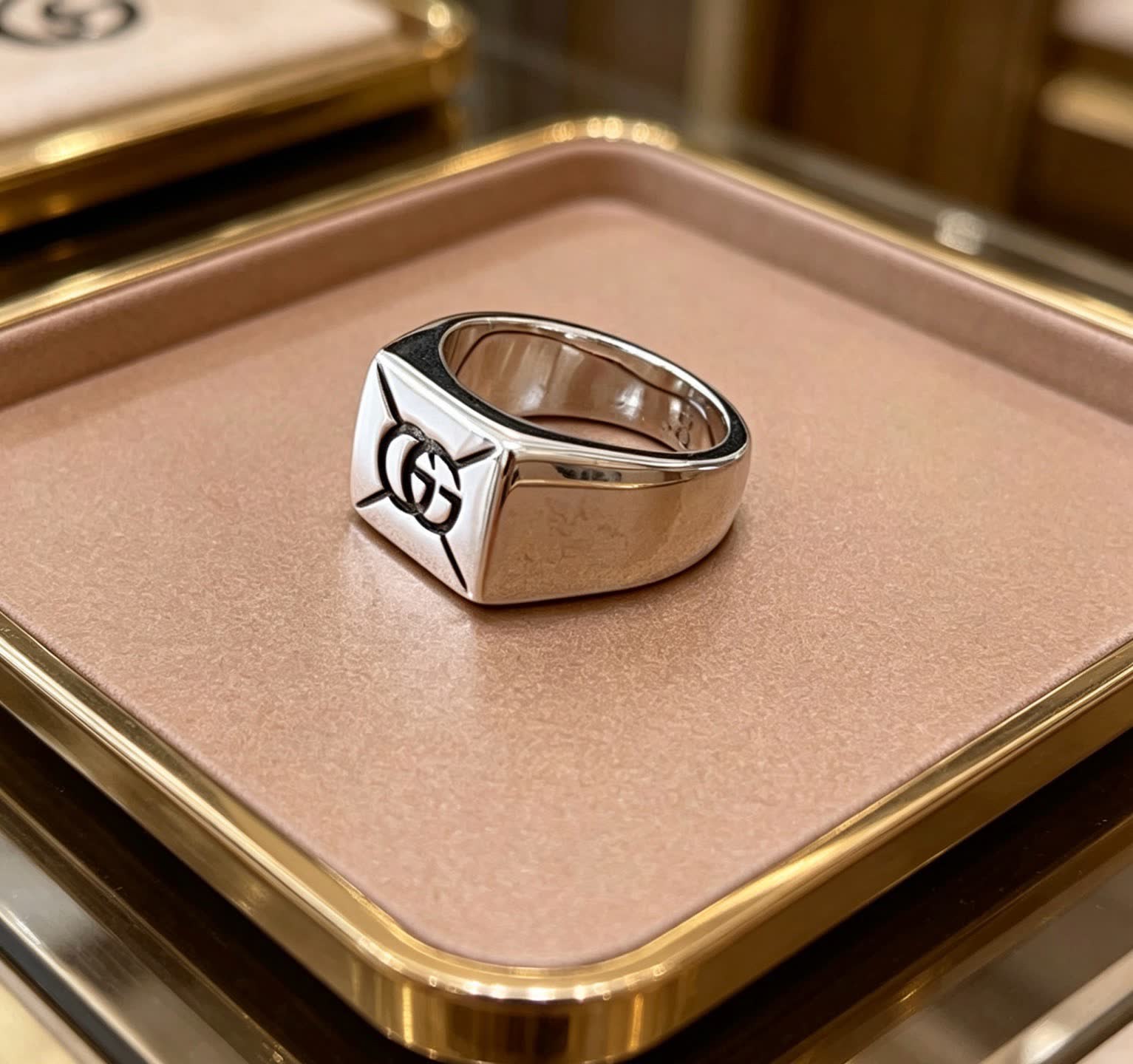 Gucci Silver Ring