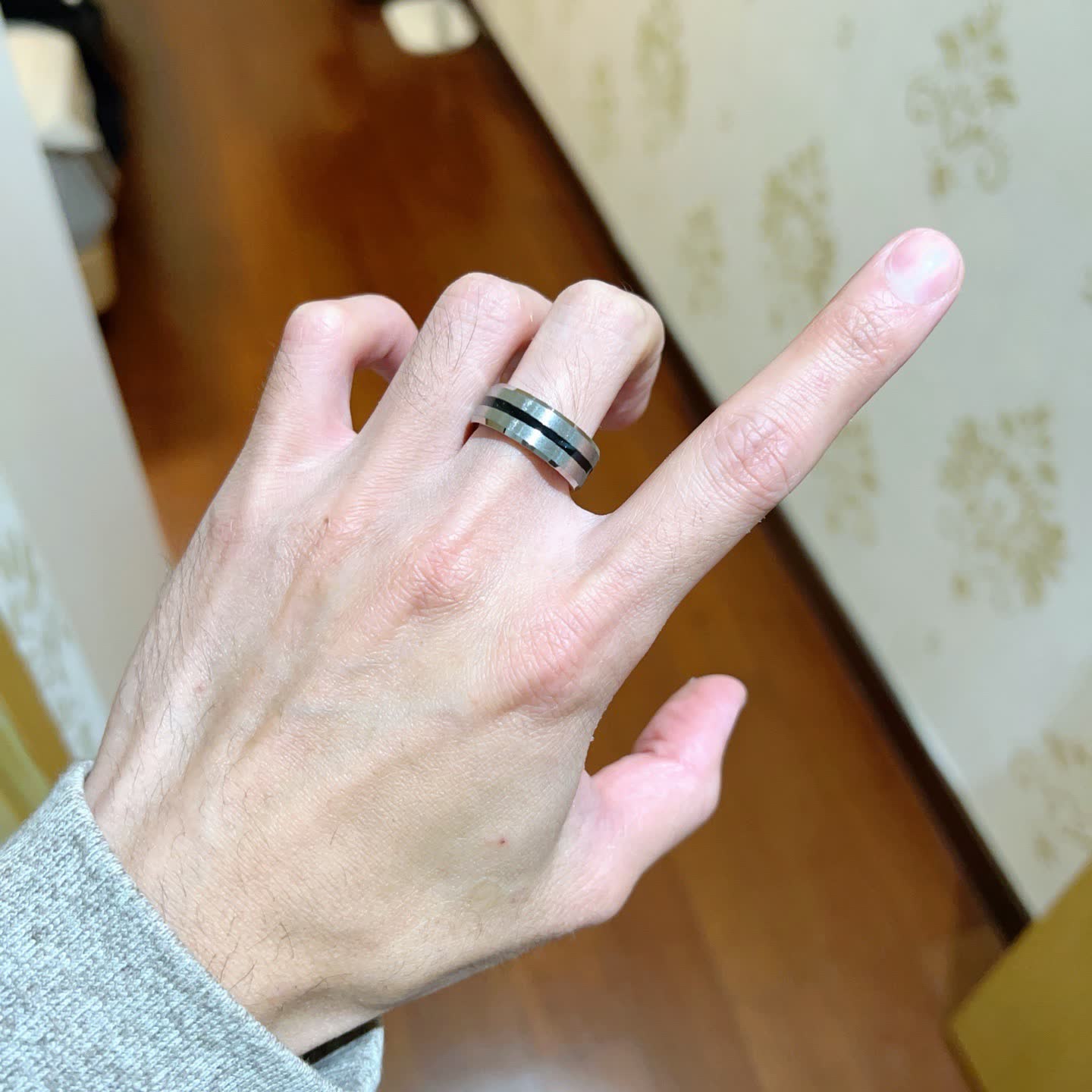 Gucci Silver Ring with Black Inlay