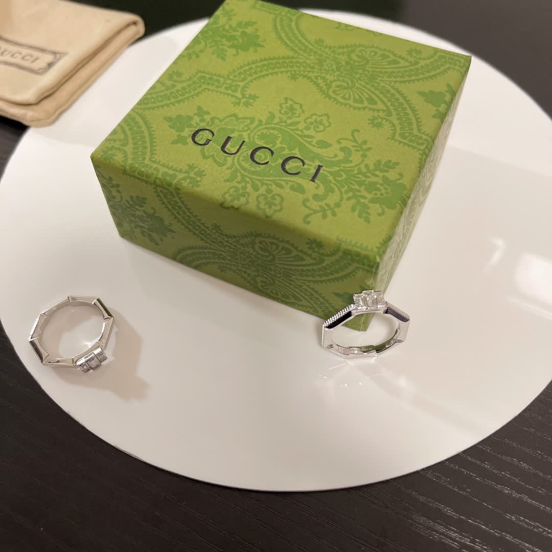 Gucci Octagon Ring