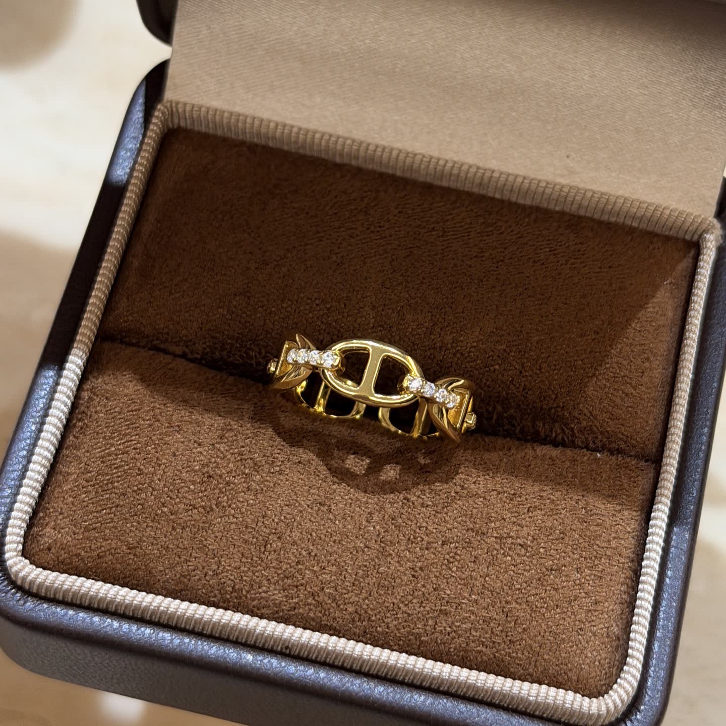 Hermes Hermès Gold Ring with Diamonds