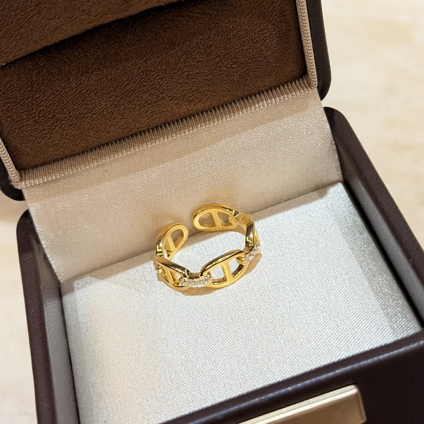 Hermes Hermès Gold Ring with Diamonds