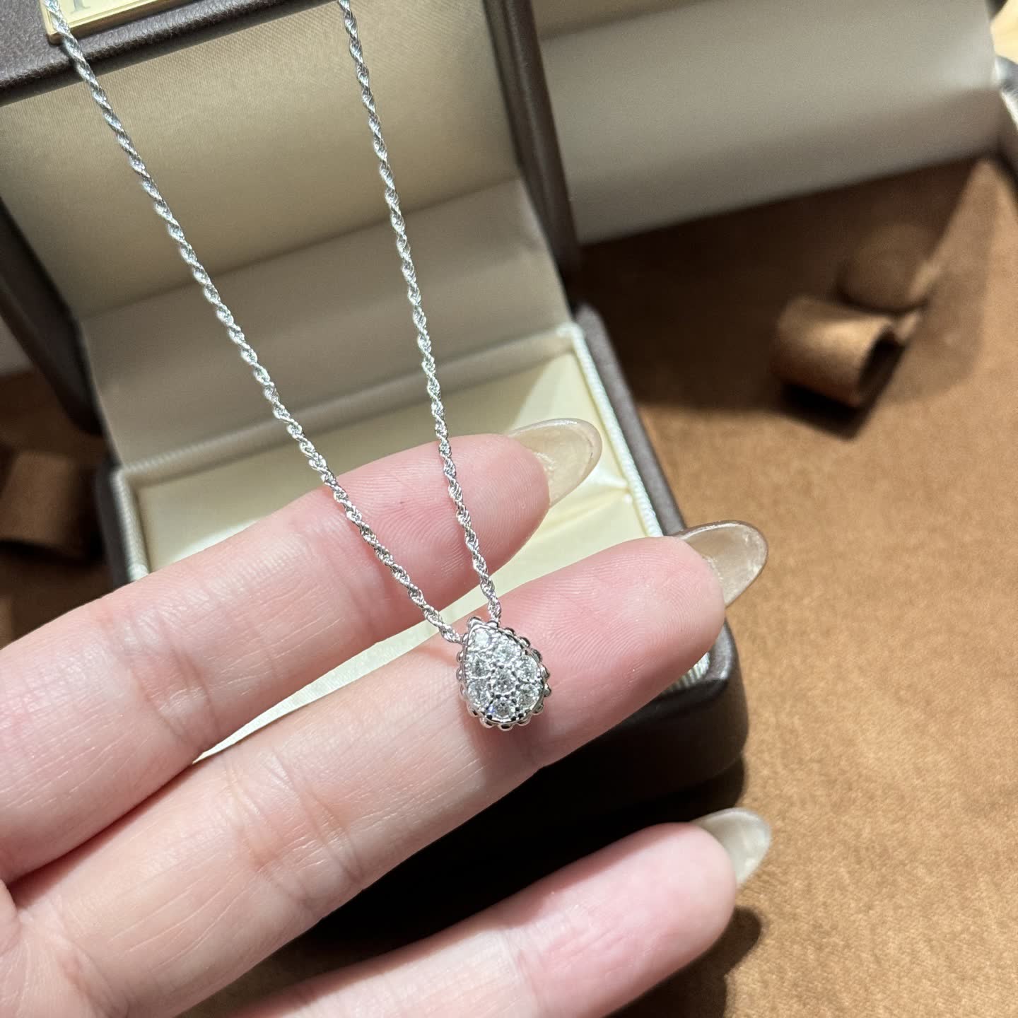 Boucheron Elegant Silver Diamond Pendant Necklace