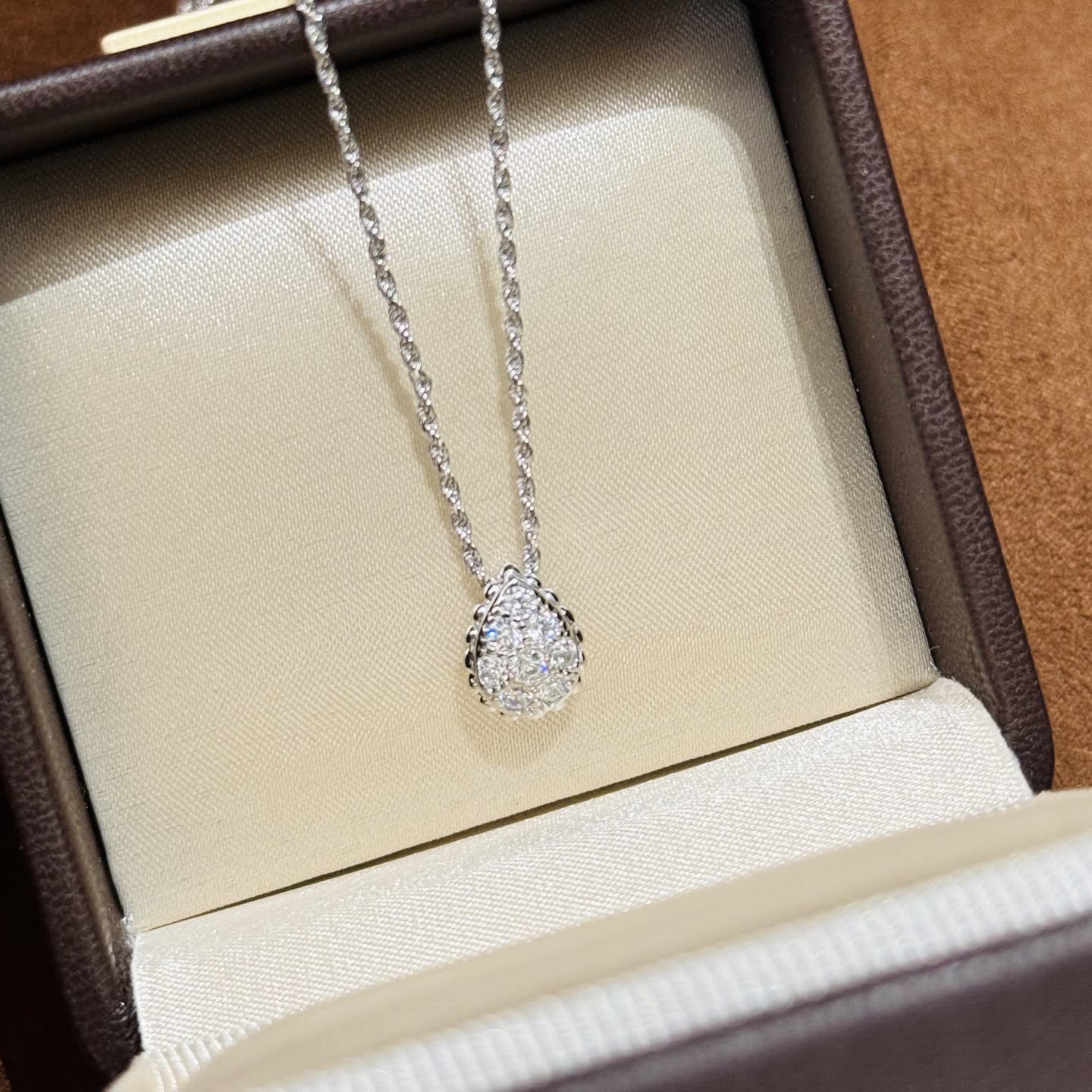 Boucheron Elegant Silver Diamond Pendant Necklace