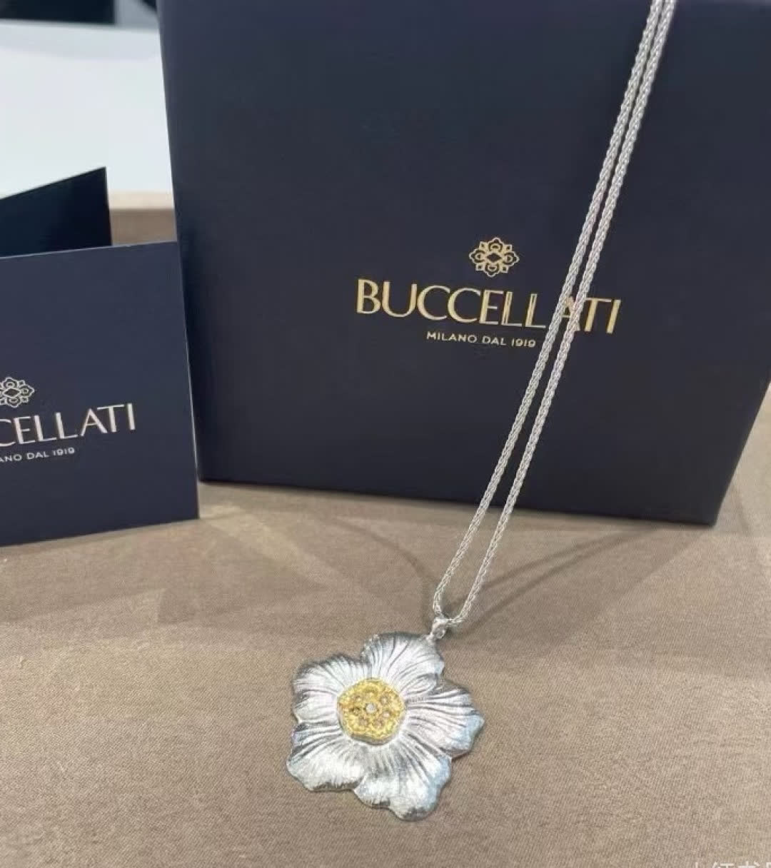 Buccellati Flower Pendant Necklace