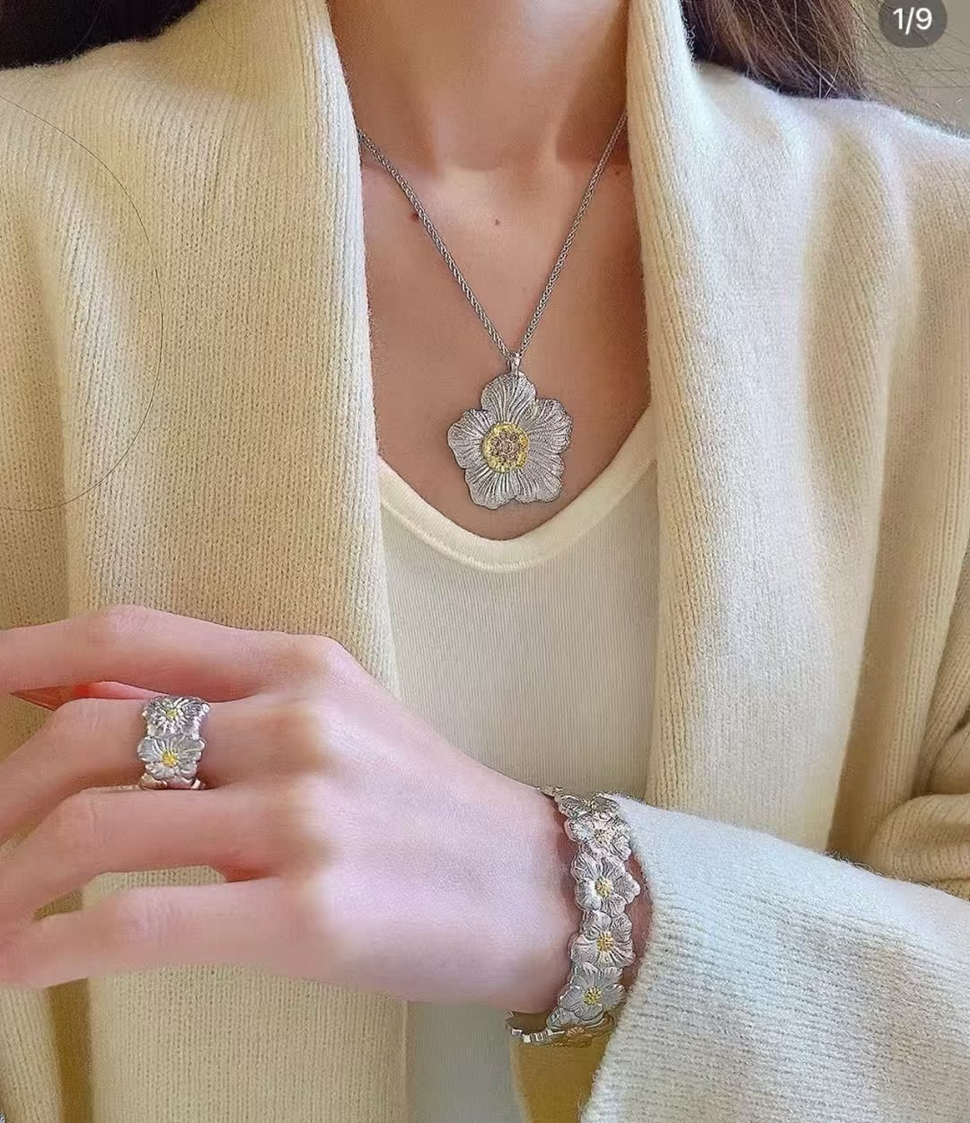 Buccellati Flower Pendant Necklace