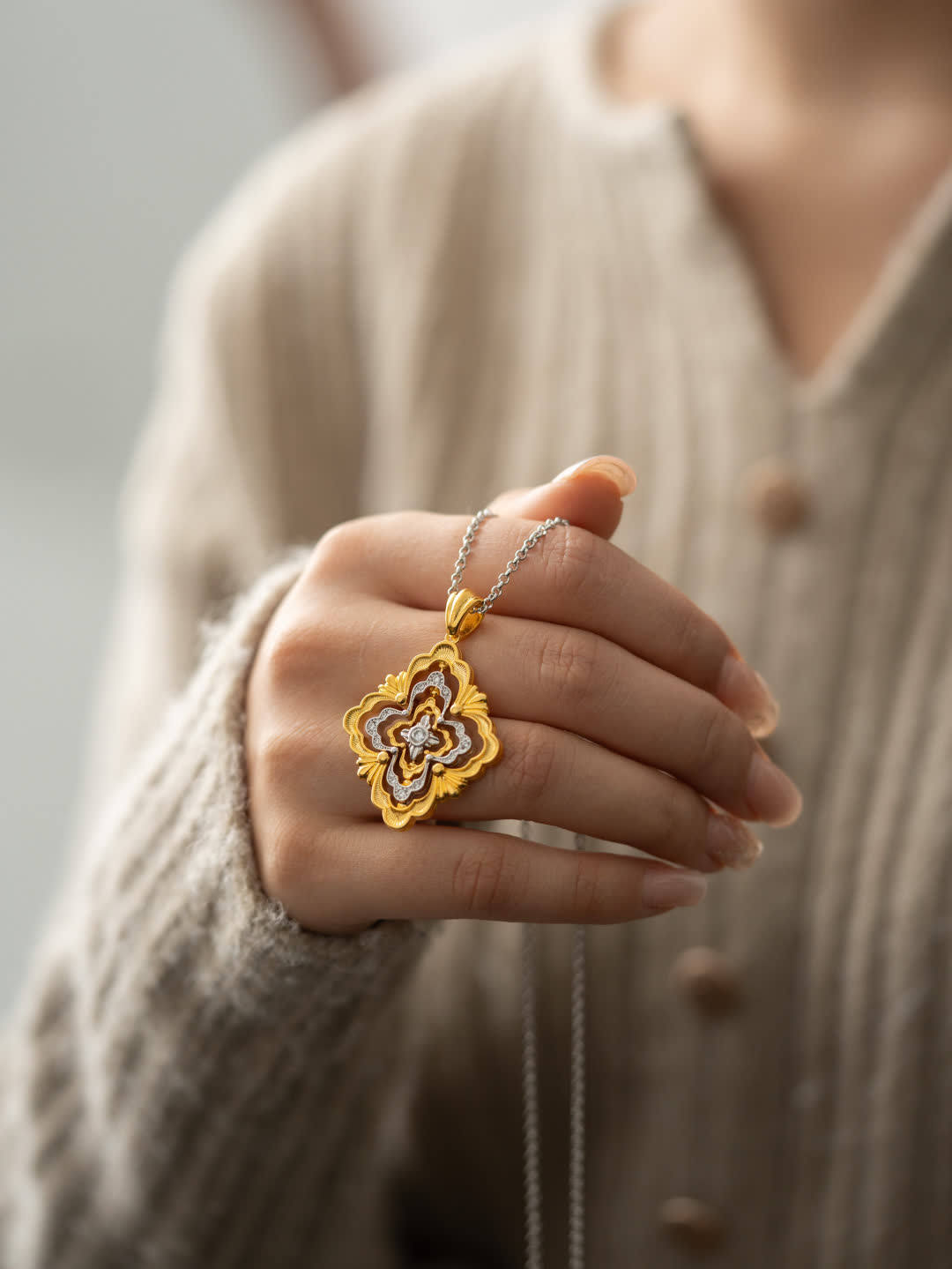 Buccellati Elegant Gold and Silver Filigree Pendant Necklace