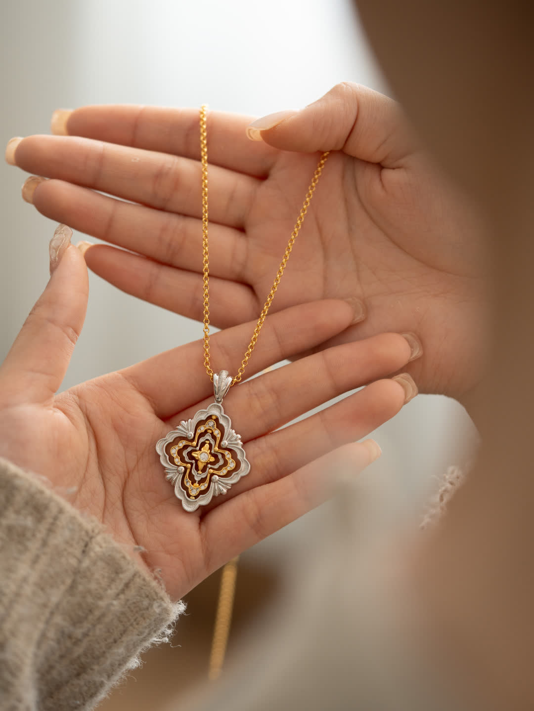 Buccellati Elegant Gold and Silver Mandala Pendant Necklace