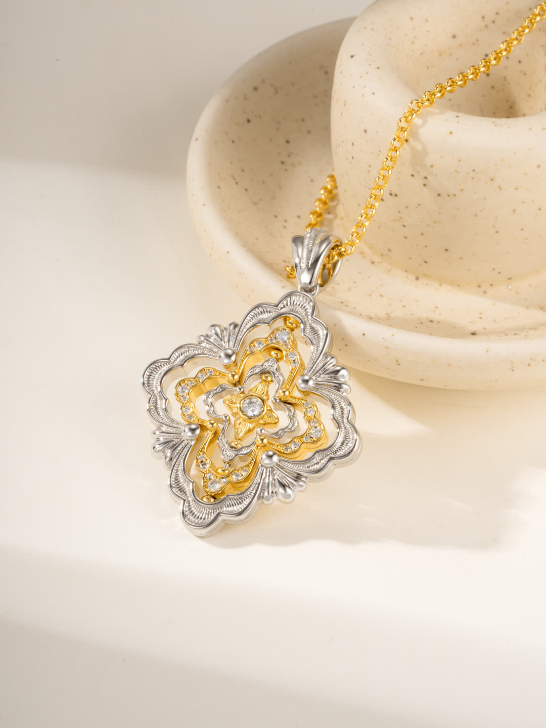 Buccellati Elegant Gold and Silver Mandala Pendant Necklace
