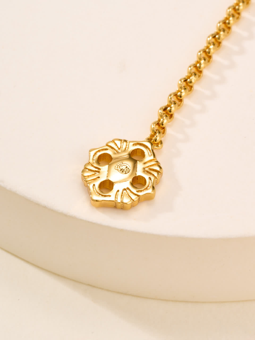 Buccellati Gold and Red Beaded Necklace with Enamel Flowers Buccellati Gold and Red Beaded Necklace with Enamel Flowers