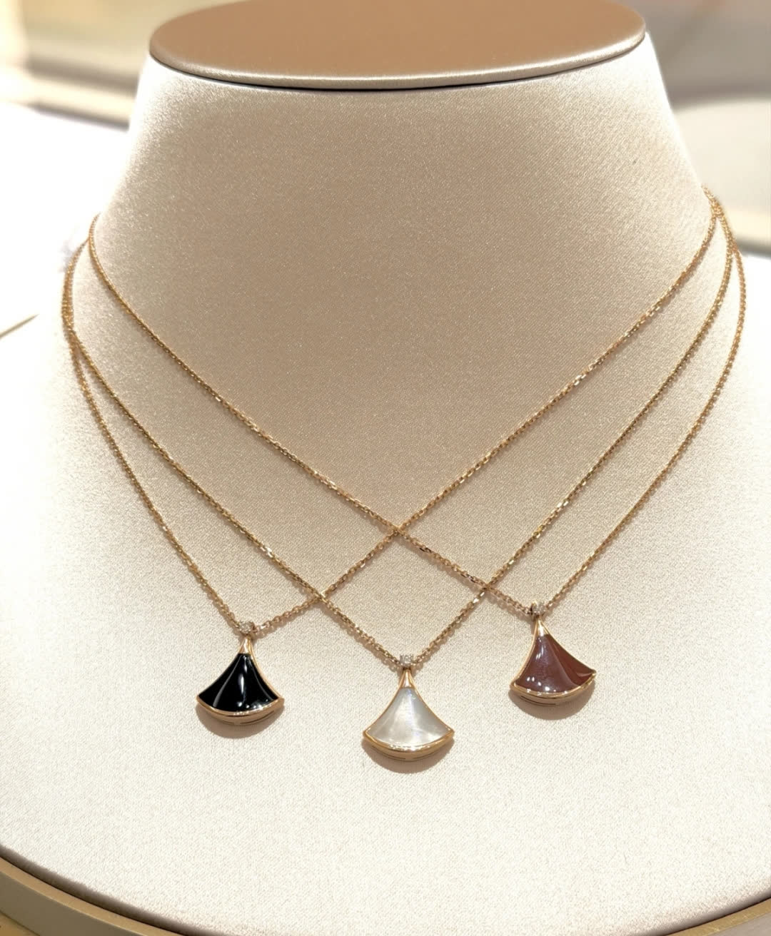 Bvlgari Gold and Enamel Fan Pendant Necklace