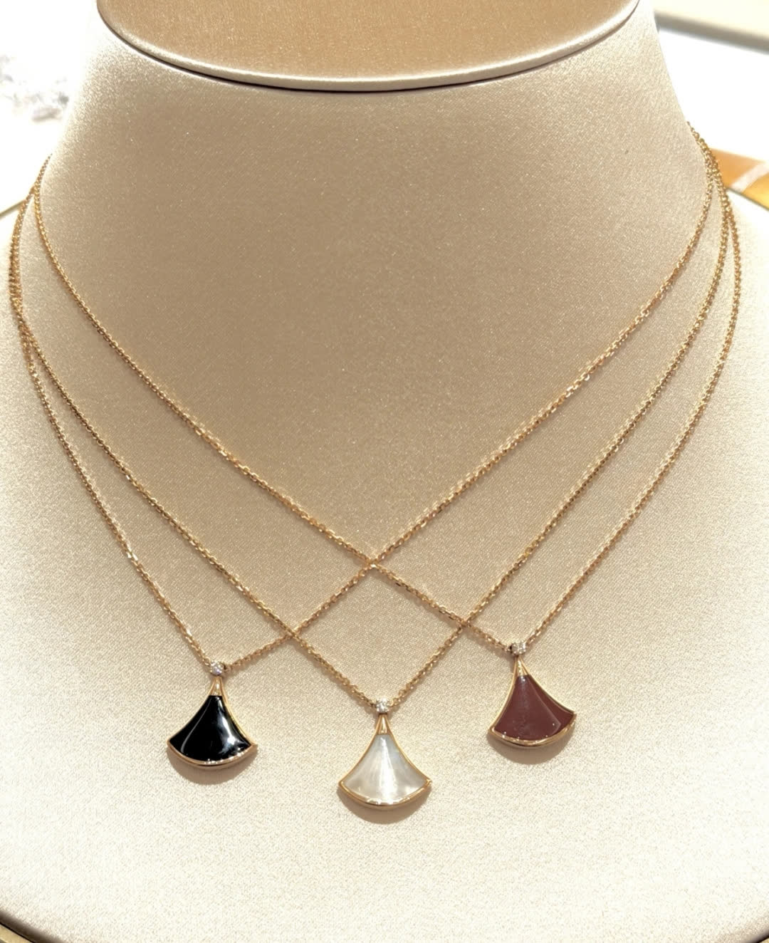 Bvlgari Gold and Enamel Fan Pendant Necklace