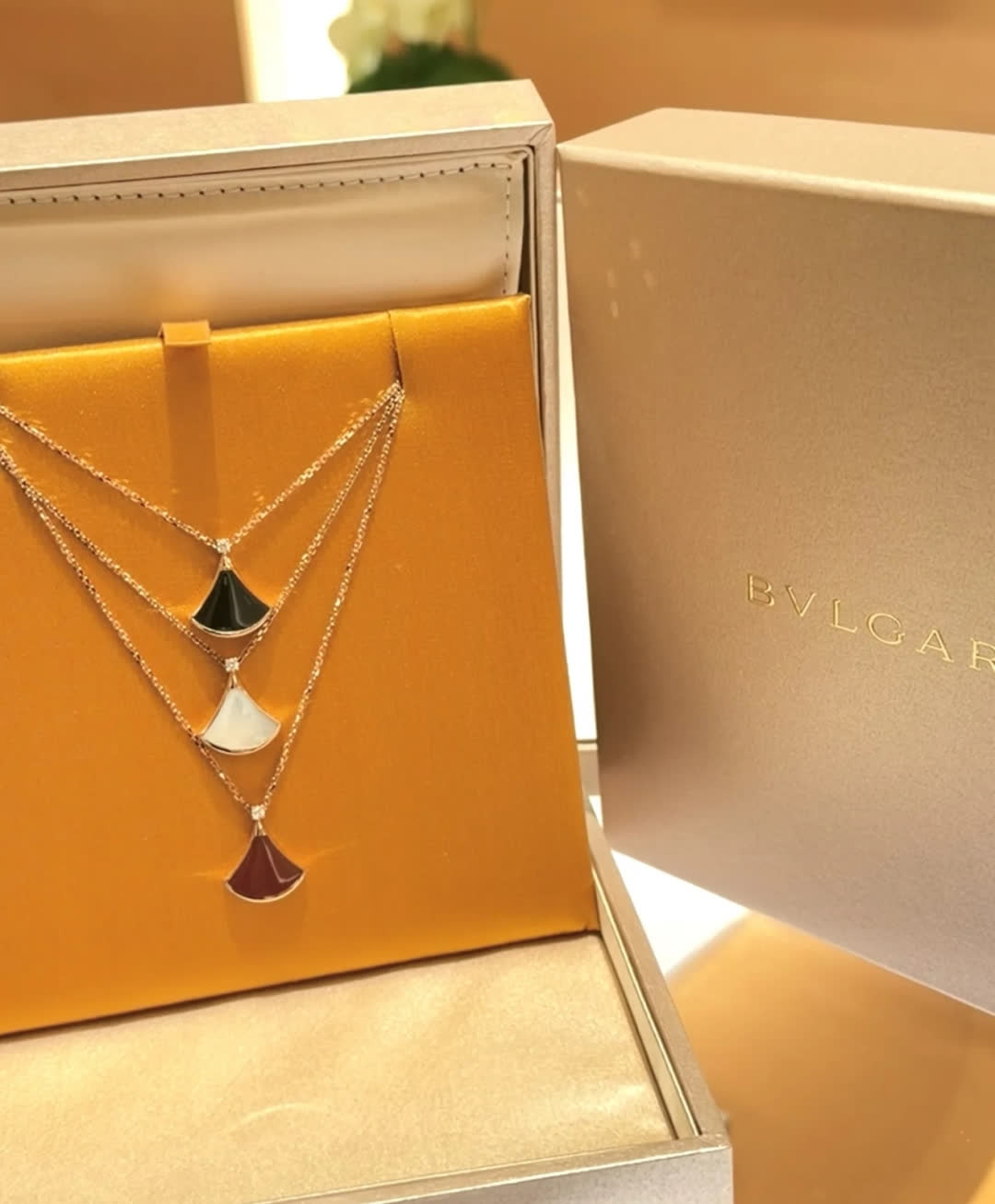 Bvlgari Gold and Enamel Fan Pendant Necklace