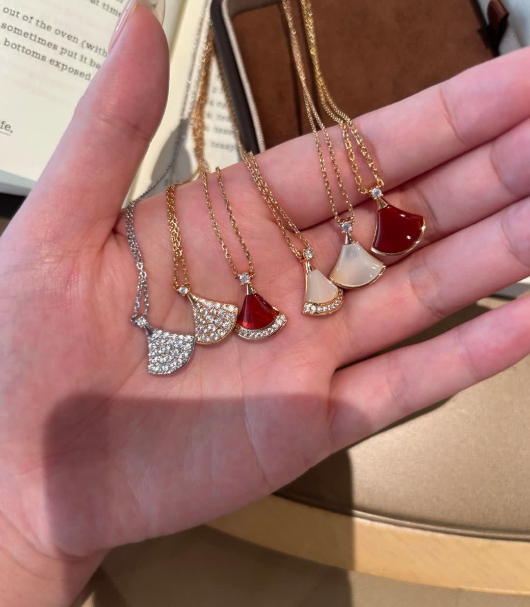 Bvlgari Barbara 1945 Fan-Shaped Pendant Necklace