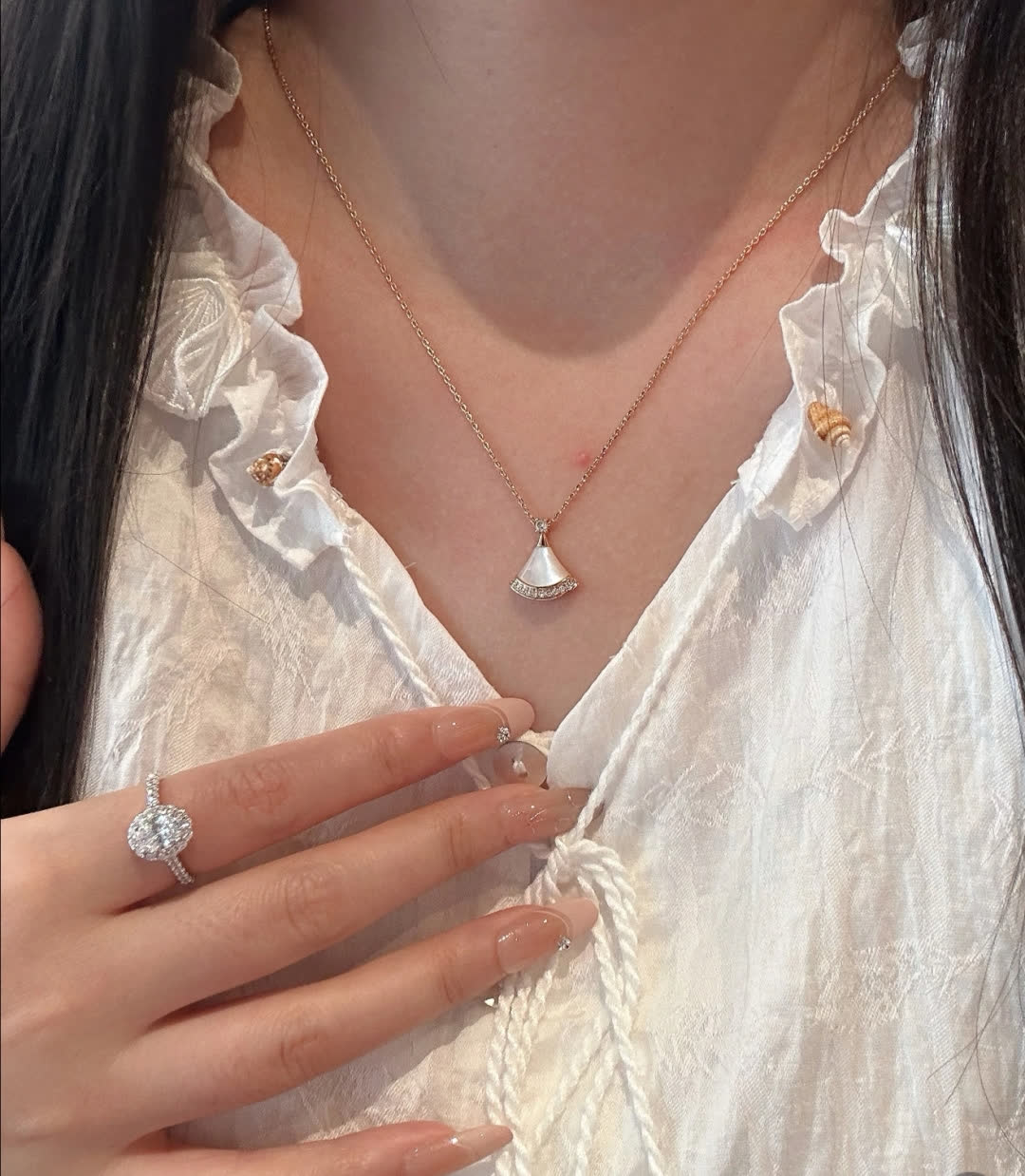 Bvlgari Barbara 1945 Fan-Shaped Pendant Necklace