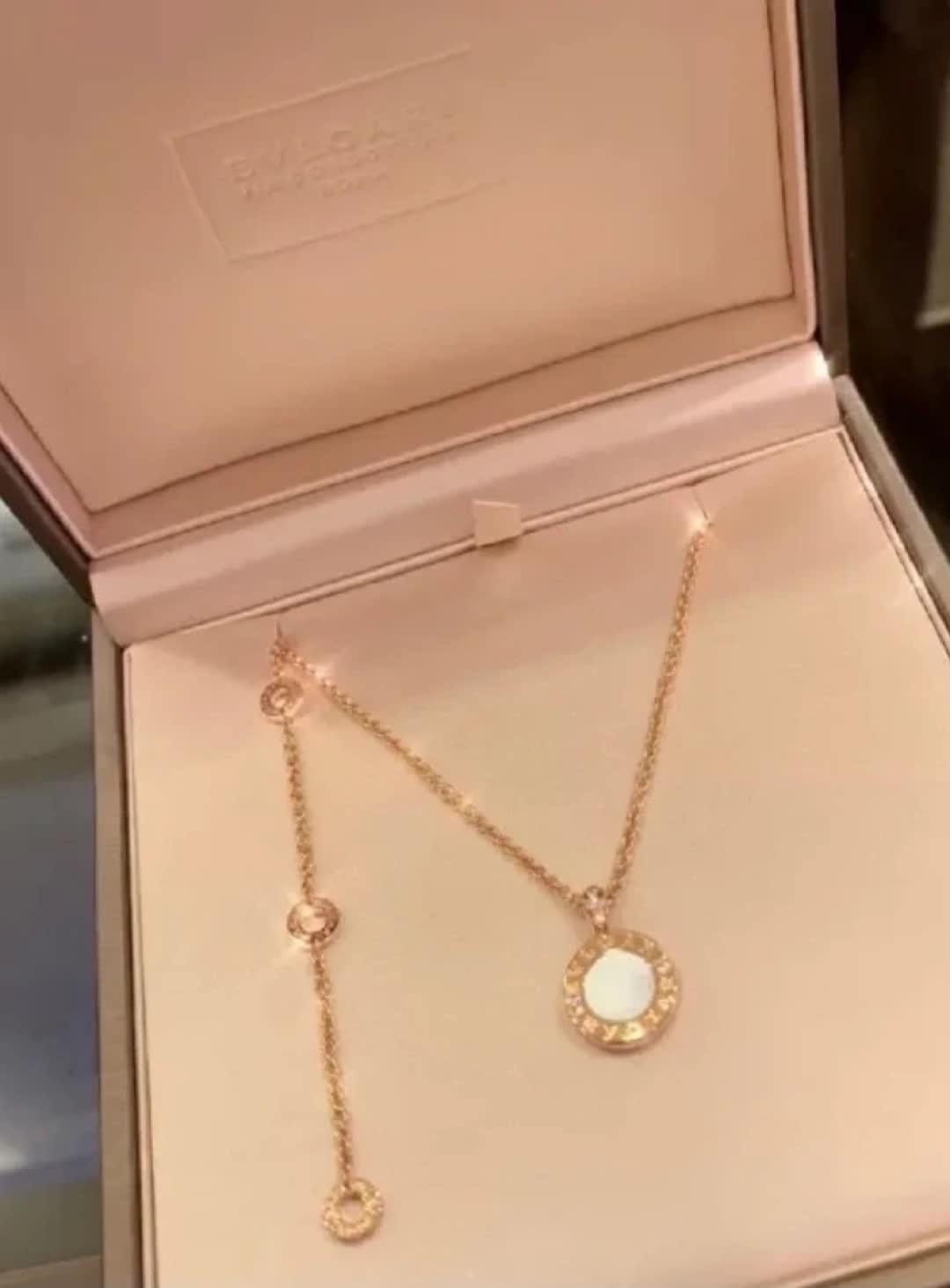 Bvlgari Black/White Onyx Round Pendant Necklace