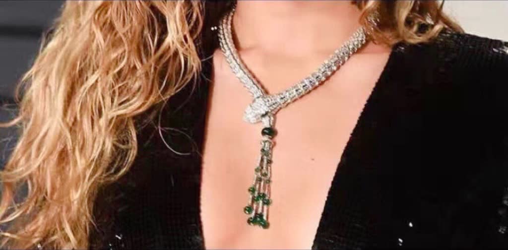 Bvlgari Emerald Serpent Necklace Bvlgari Emerald Serpent Necklace