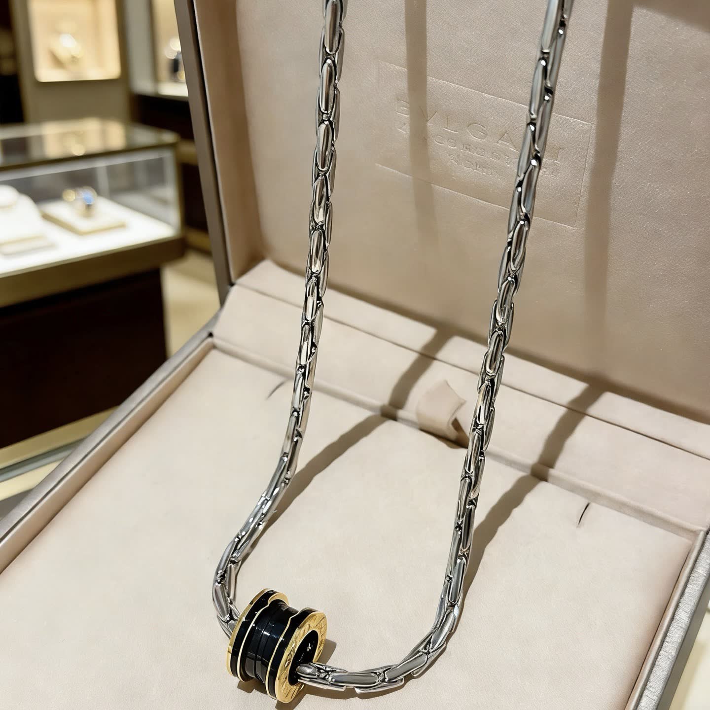 Bvlgari Black Onyx and Gold Necklace