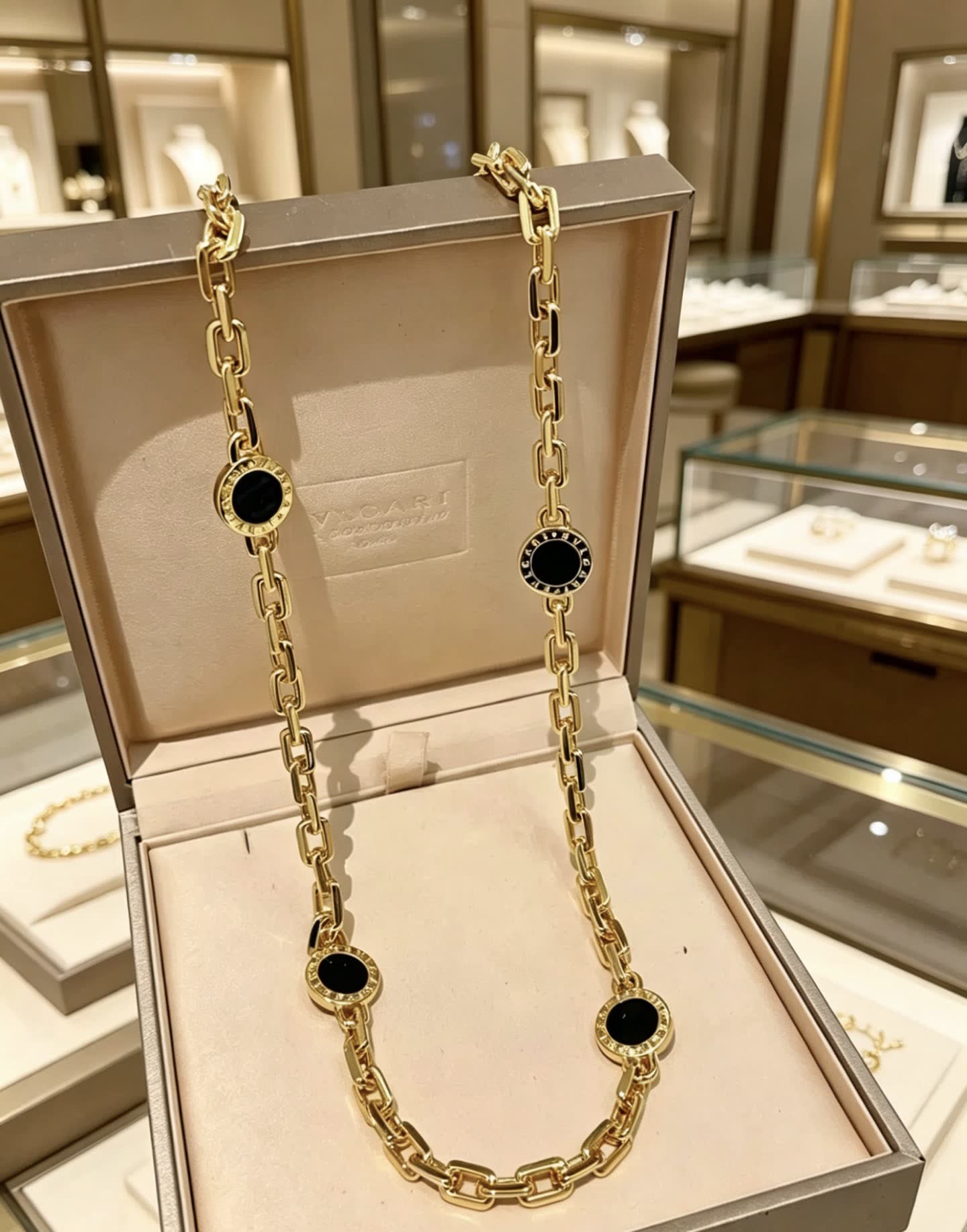 Bvlgari Necklace