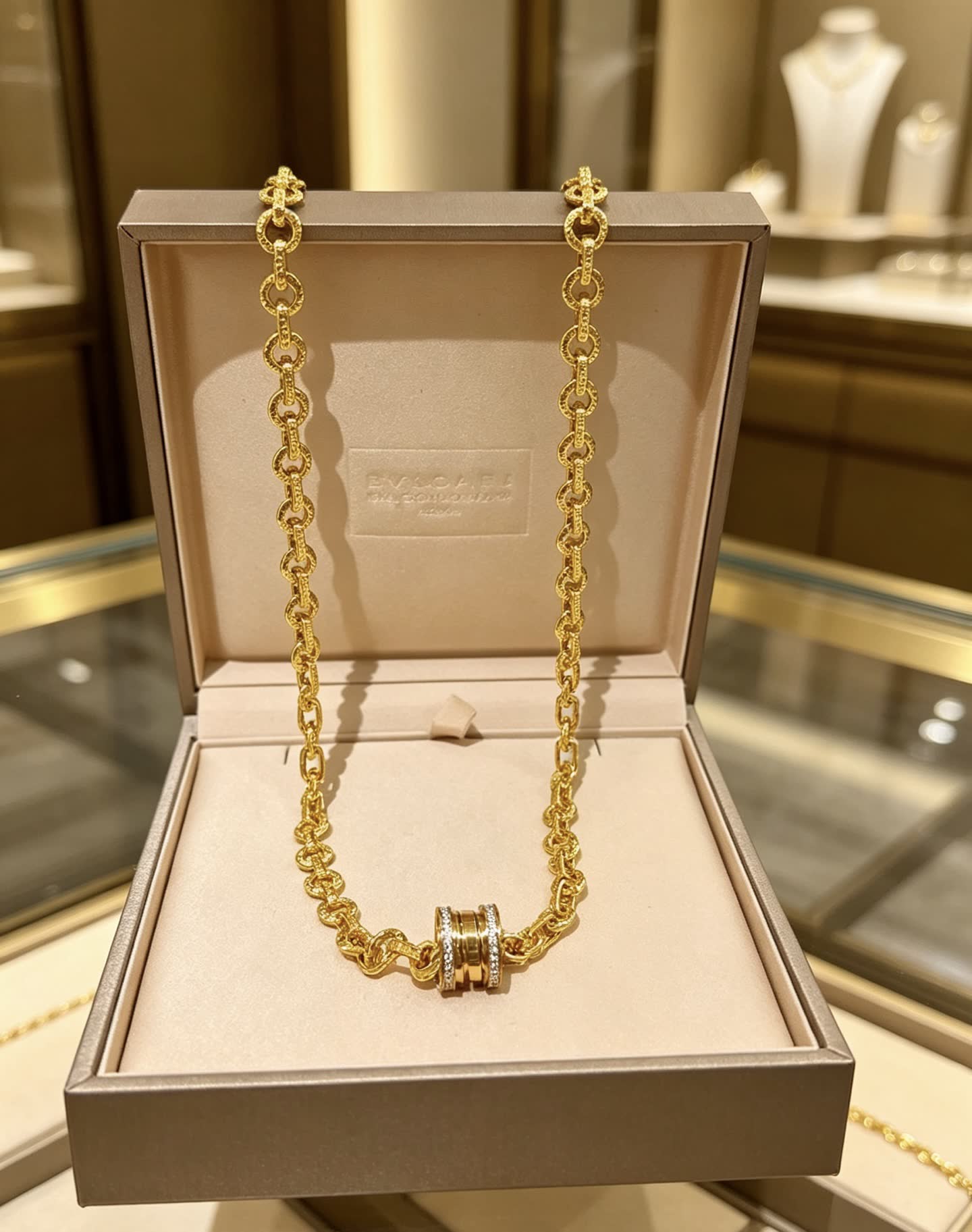 Bvlgari Panthere de Gold Necklace
