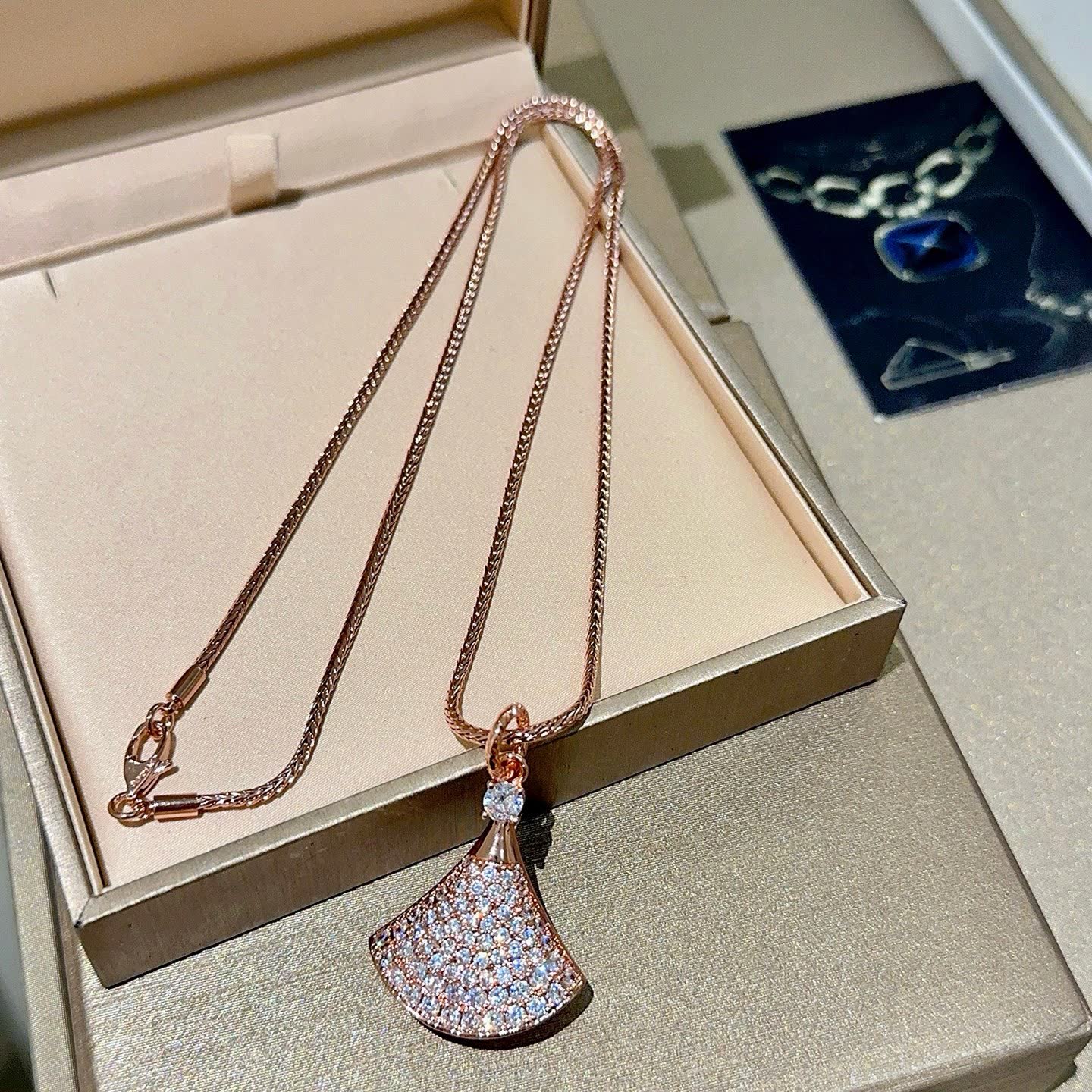 Bvlgari Elegant Rose Gold Fan-Shaped Diamond Pendant Necklace